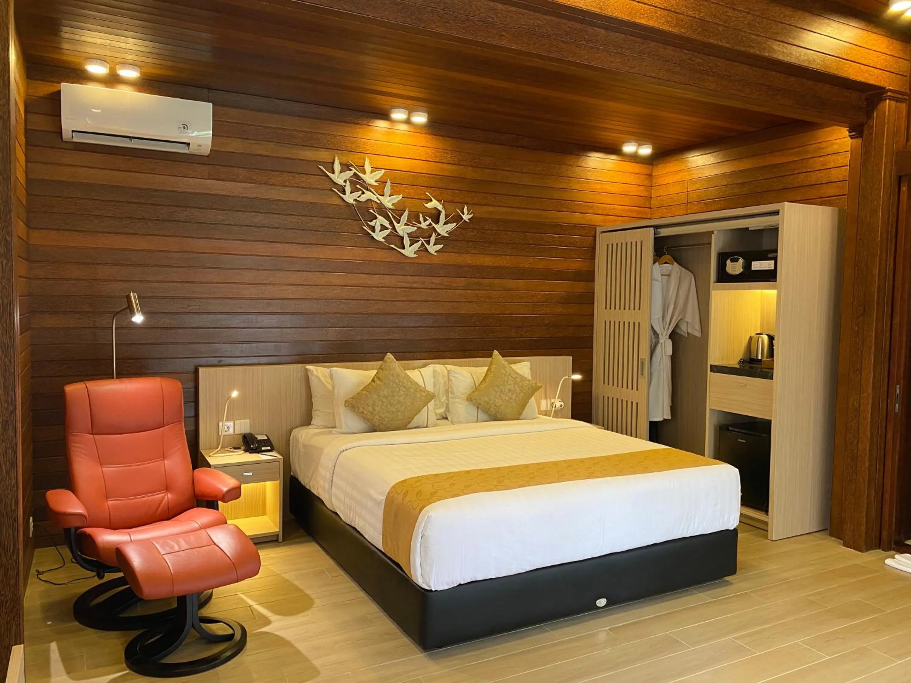 Bed in The Valerian Villa Ubud