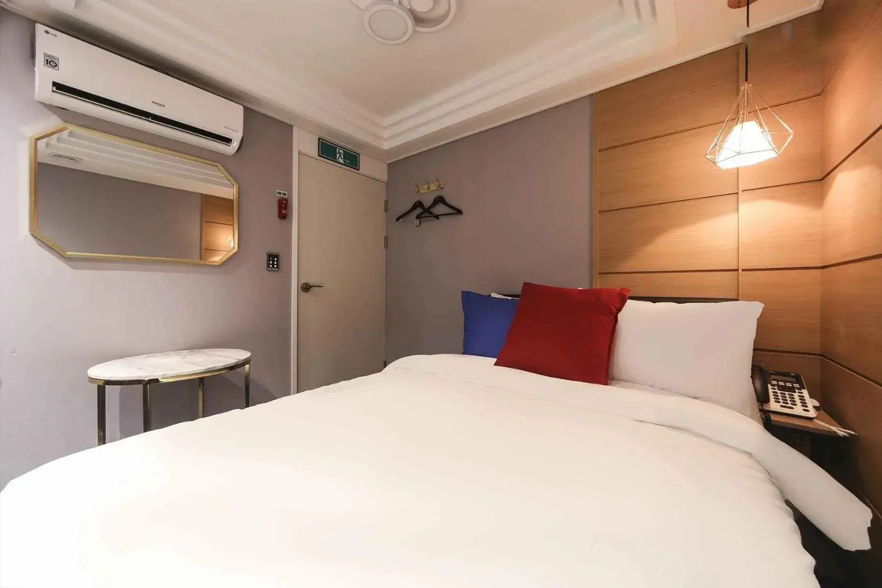 furniture, Bed in Bay 202 Hotel furniture, Bed in Bay 202 Hotel