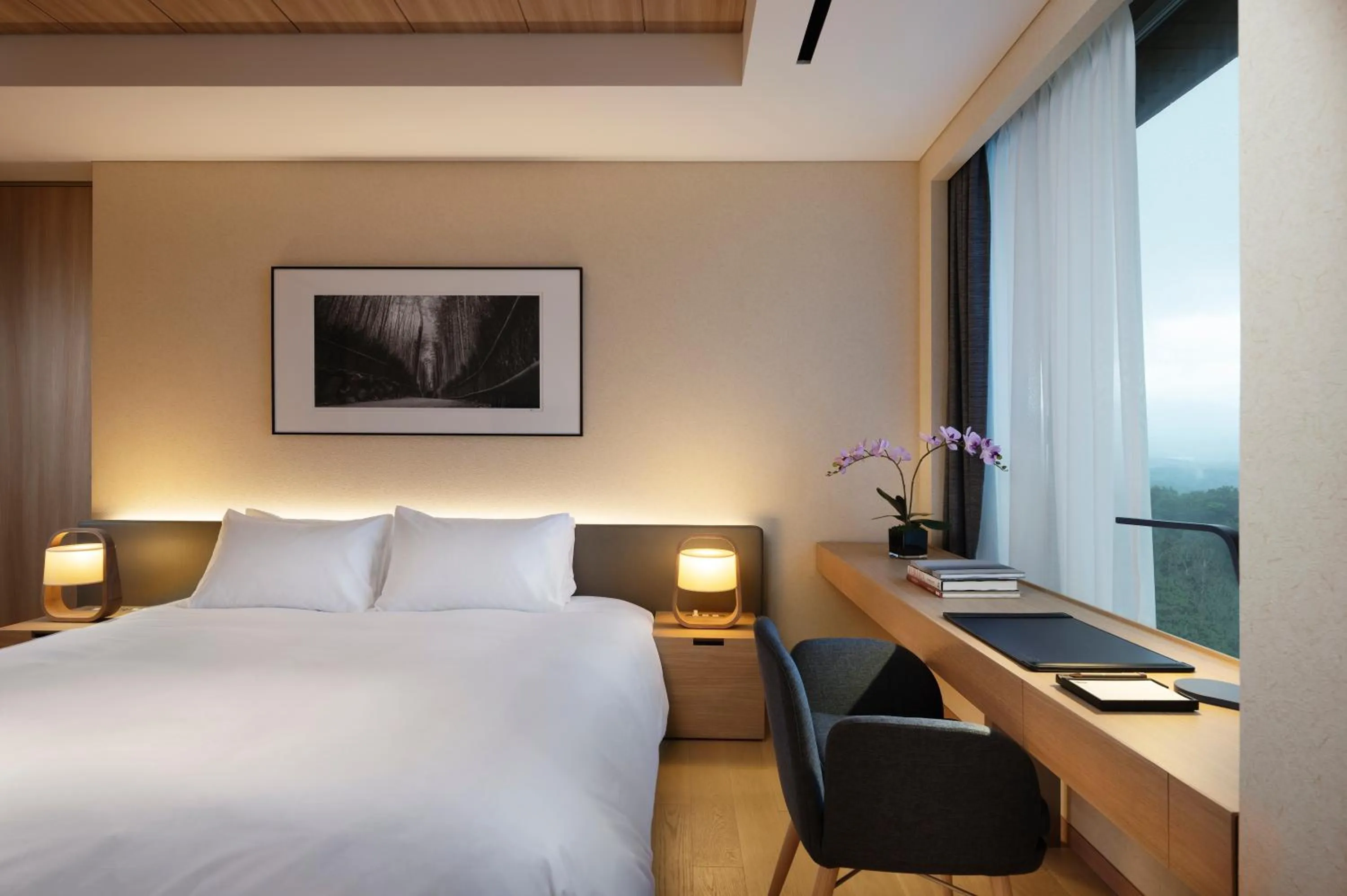 Bedroom, Bed in Setsu Niseko