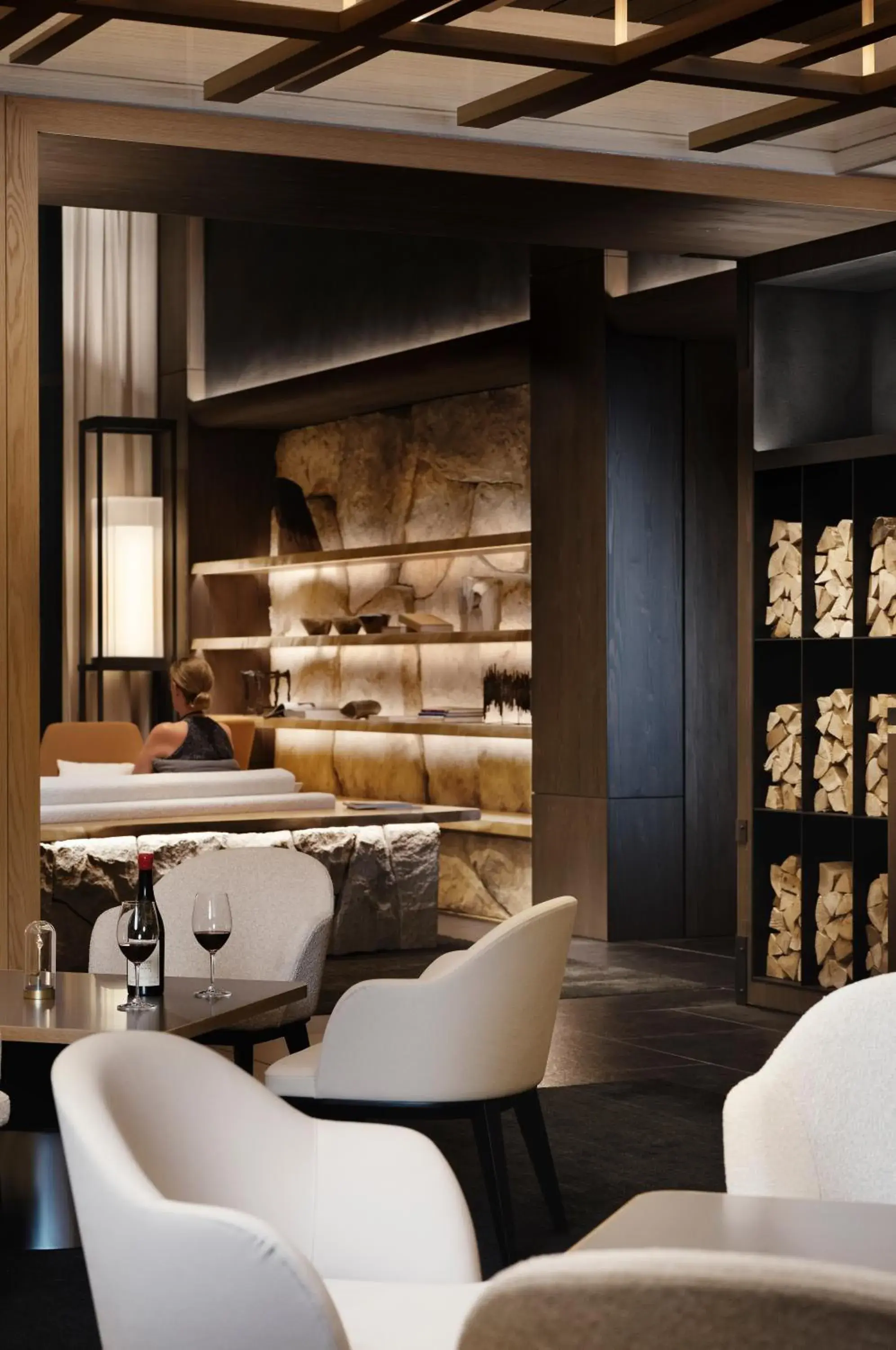 Lounge or bar in Setsu Niseko Lounge or bar in Setsu Niseko