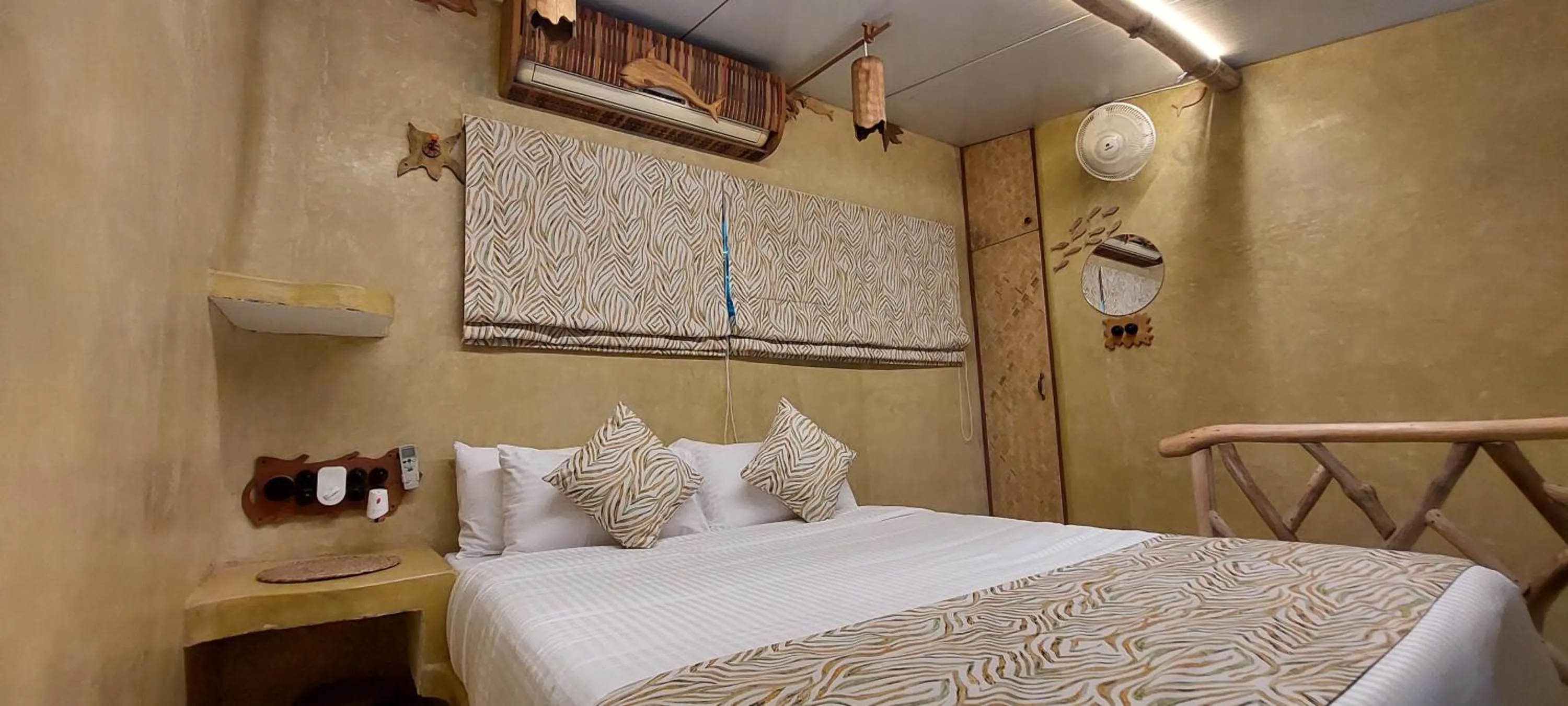 Bedroom, Bed in Matsya