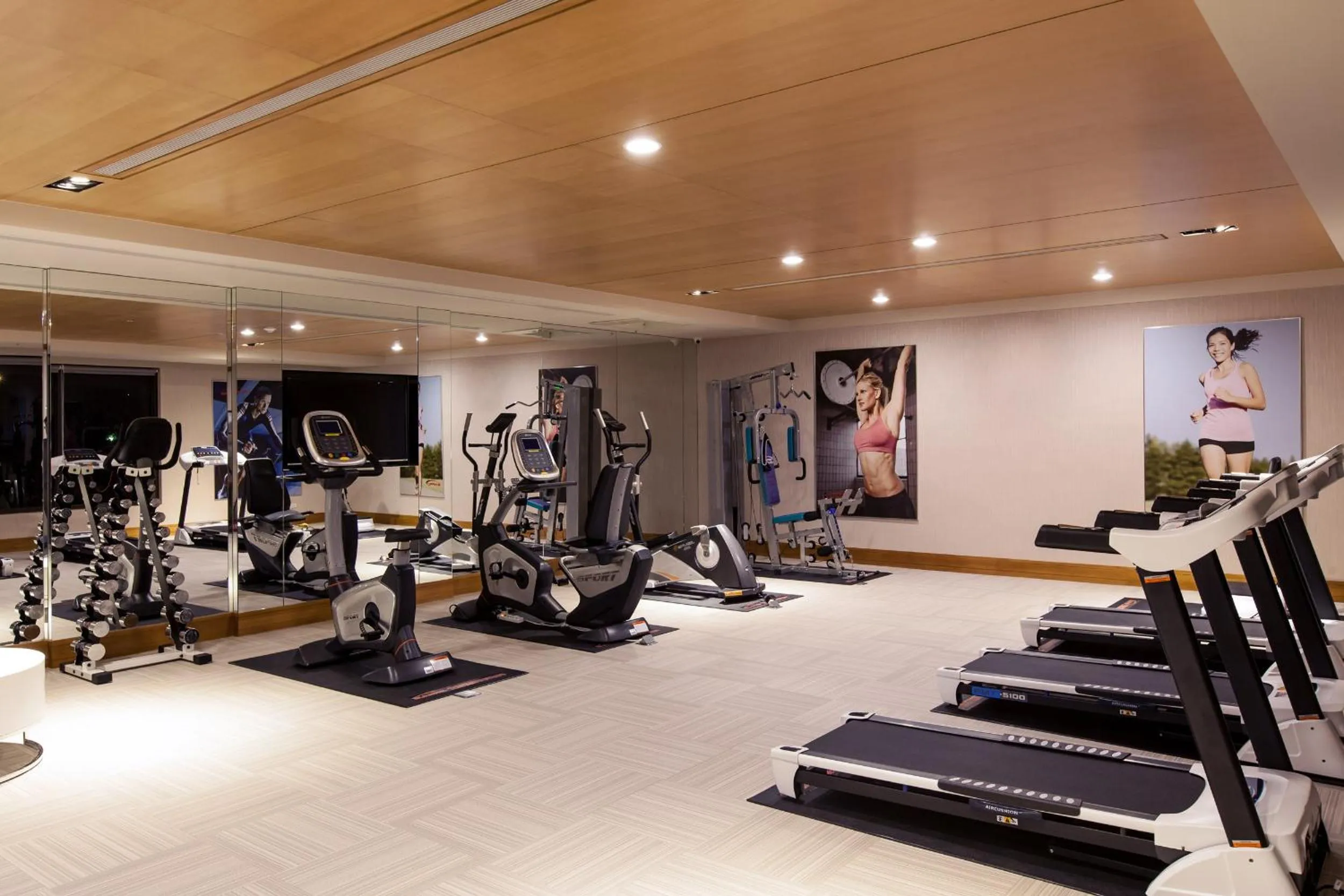 Fitness centre/facilities in Fuji Grand Hotel
