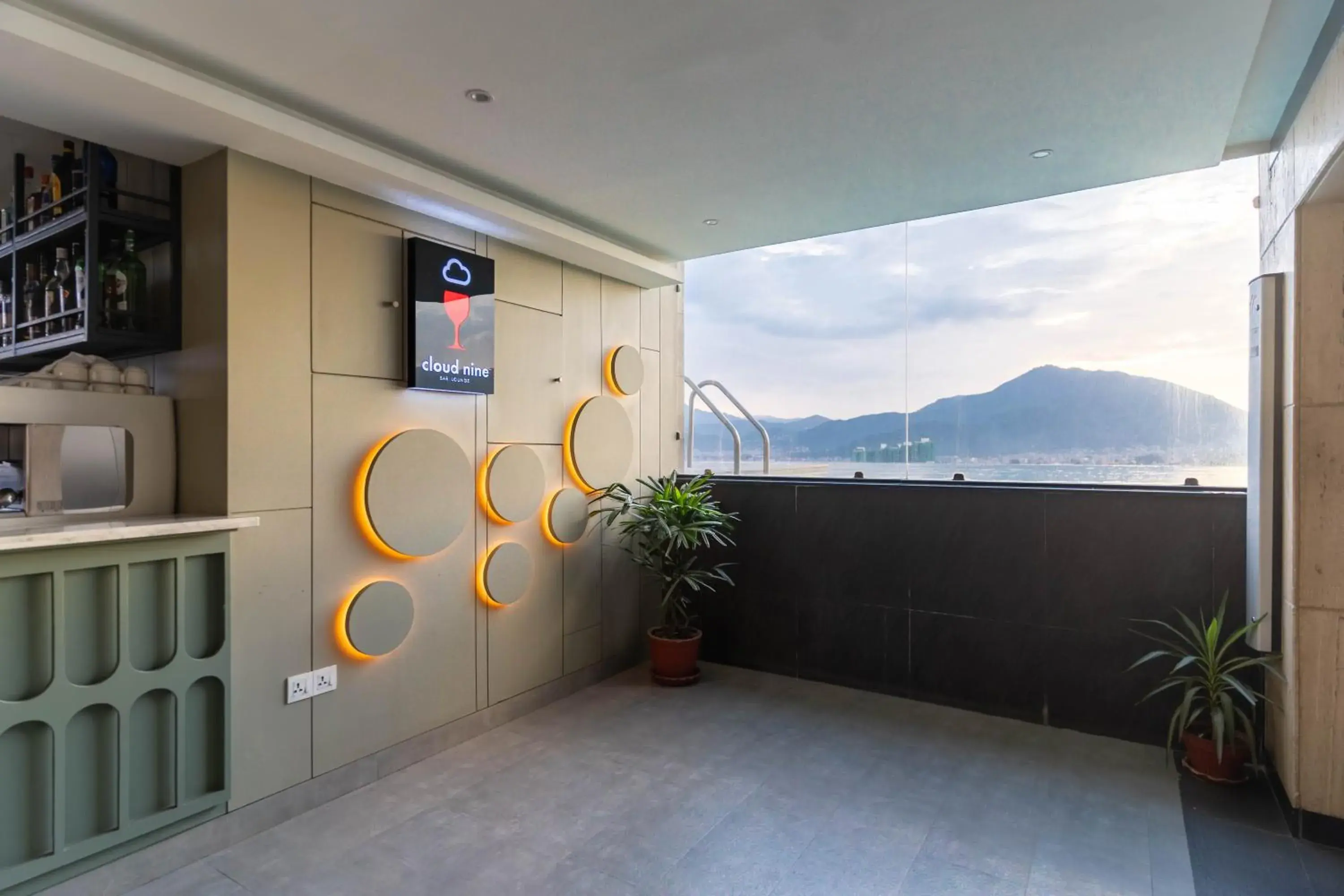 Restaurant/places to eat in Hotel Shambala Restaurant/places to eat in Hotel Shambala