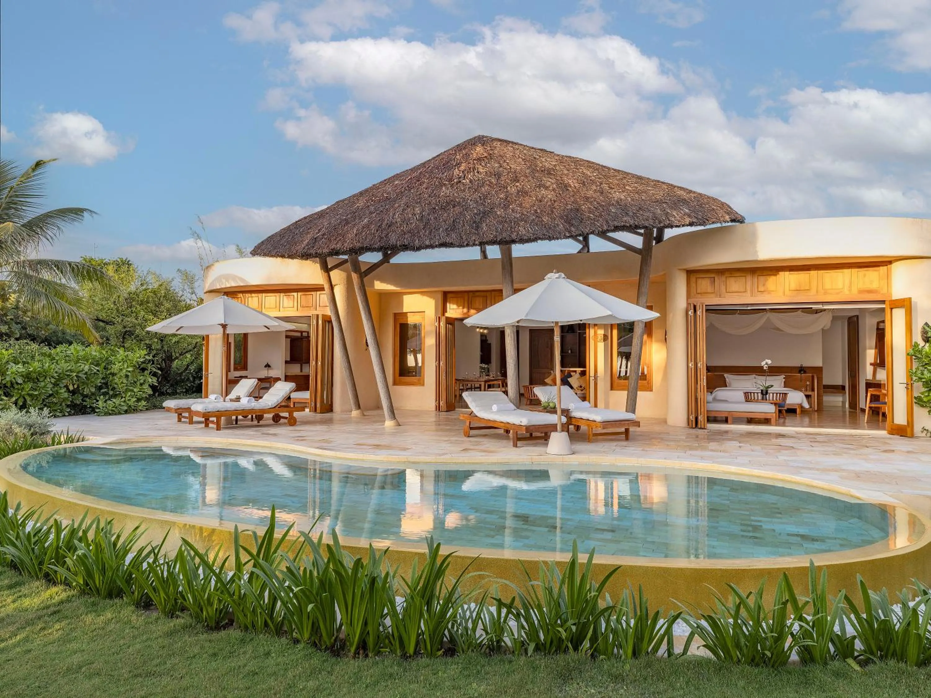 Swimming pool in Ana Mandara Cam Ranh