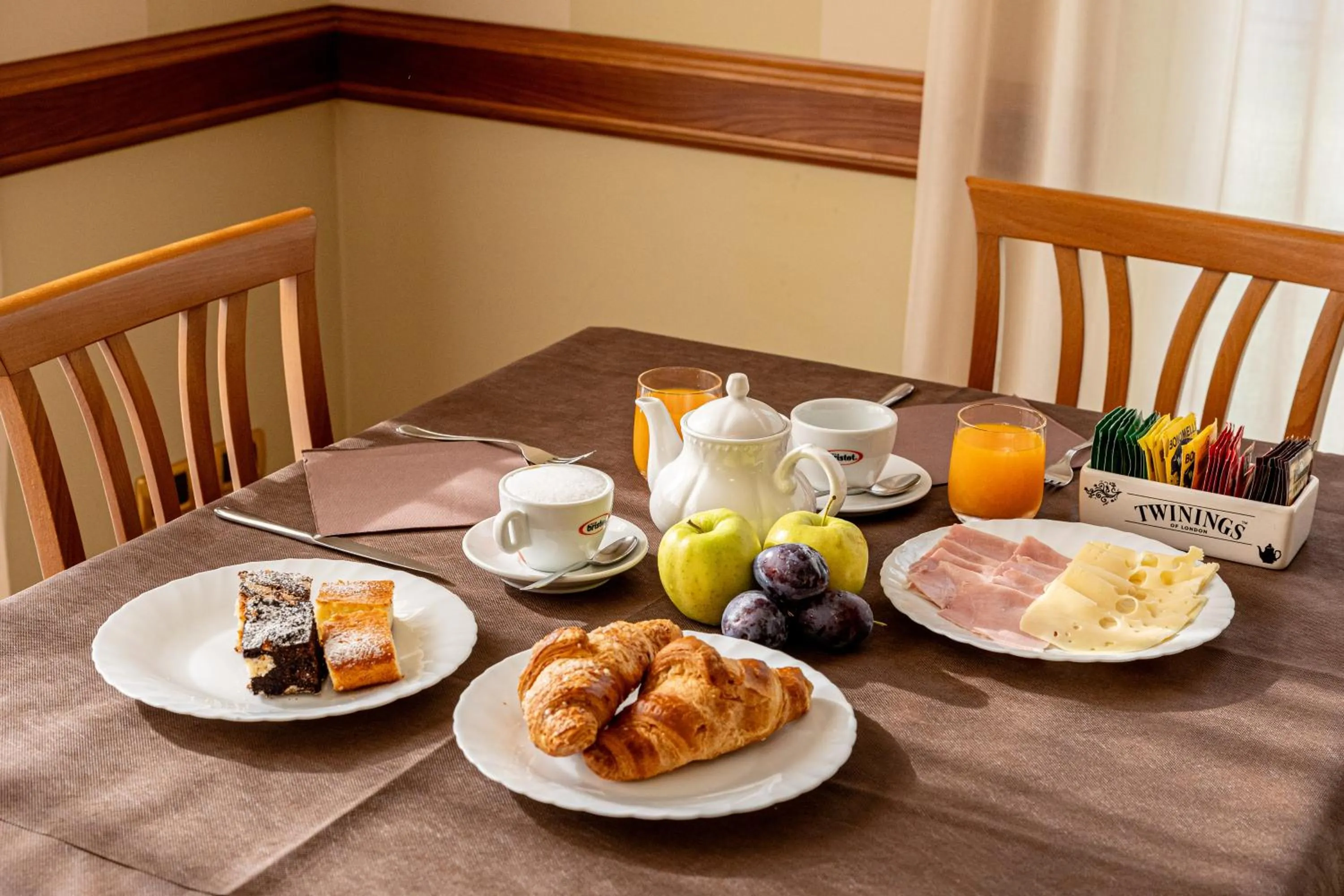 Breakfast in Hotel Valentino