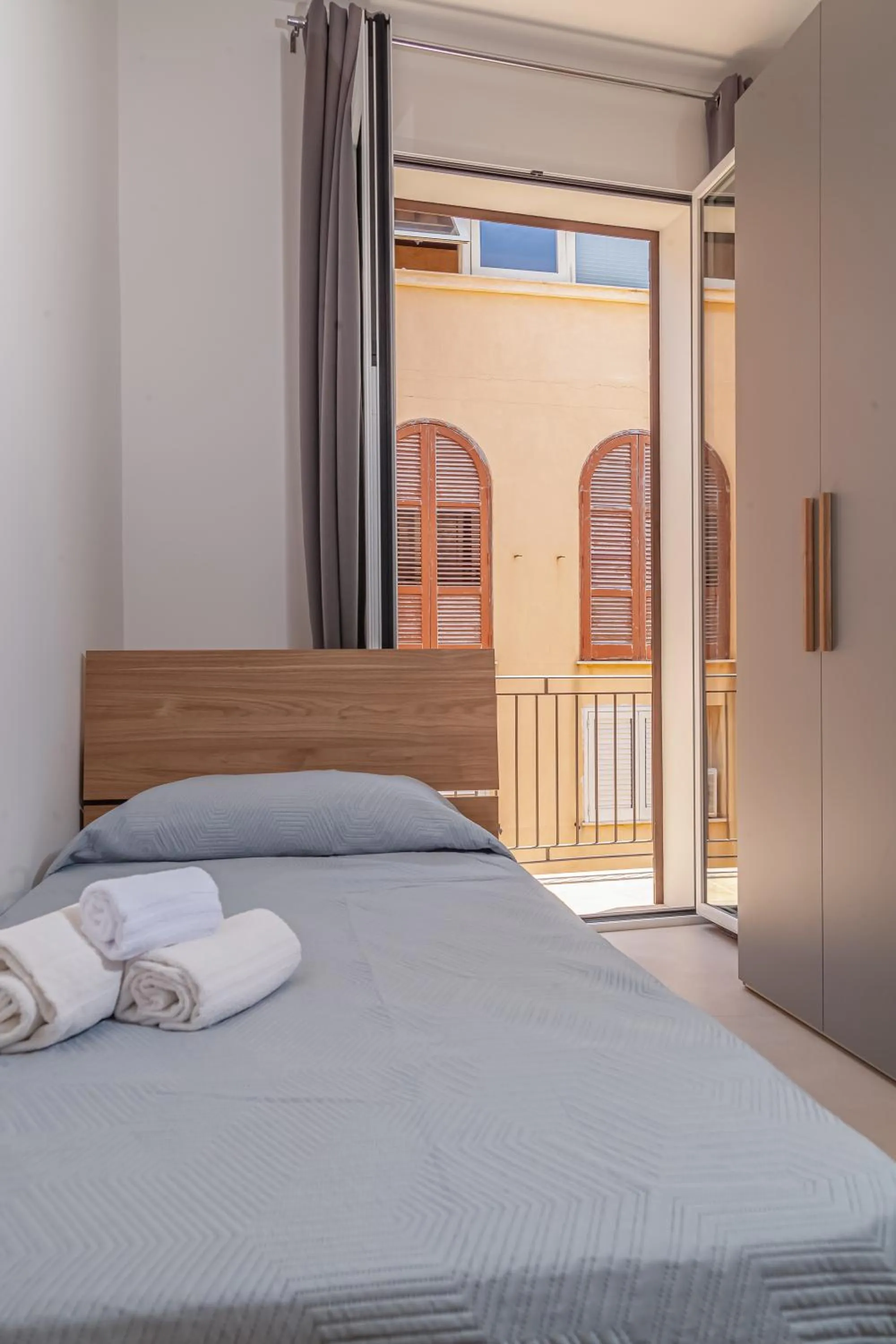 Bedroom, Bed in Isgrò Rooms