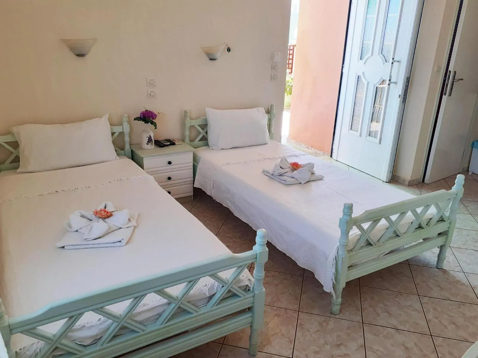 Bed in Eliza Apartments