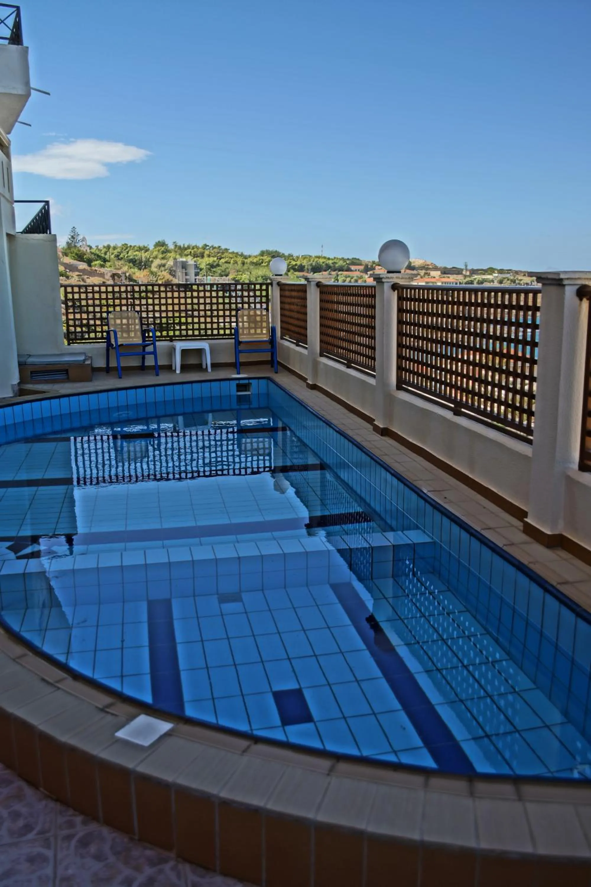 Swimming pool in Eliza Apartments