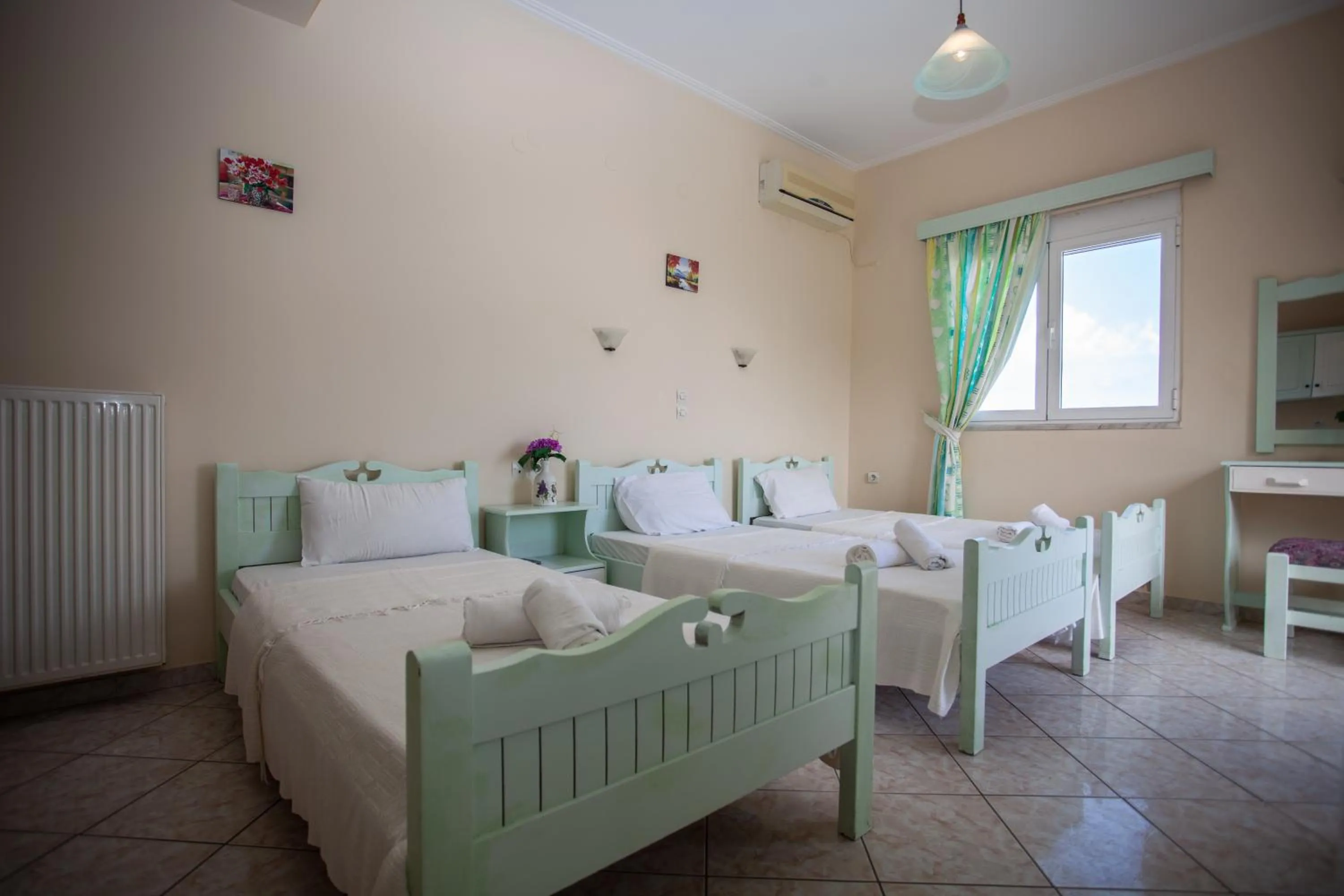 Bedroom, Bed in Eliza Apartments