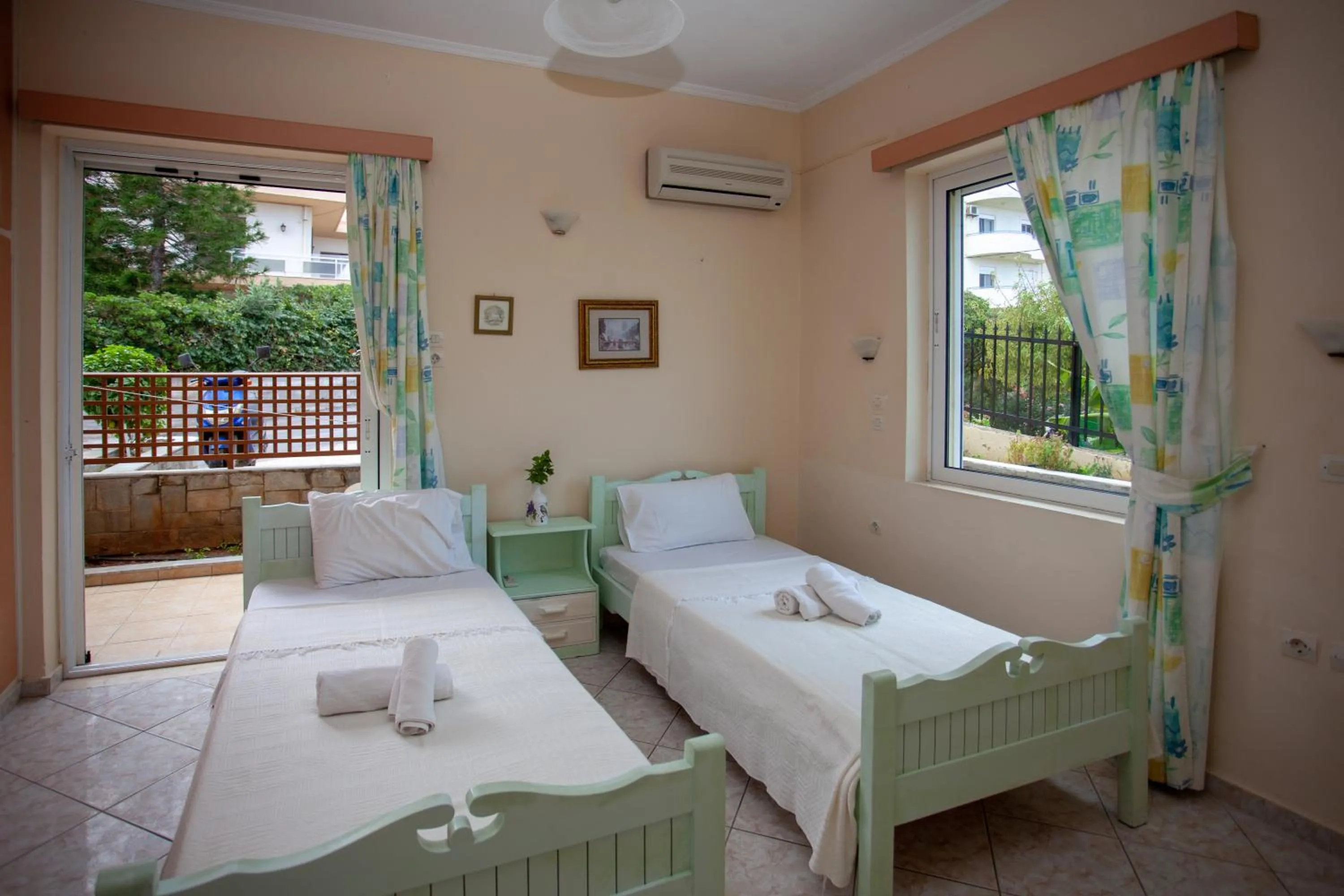 Bed in Eliza Apartments