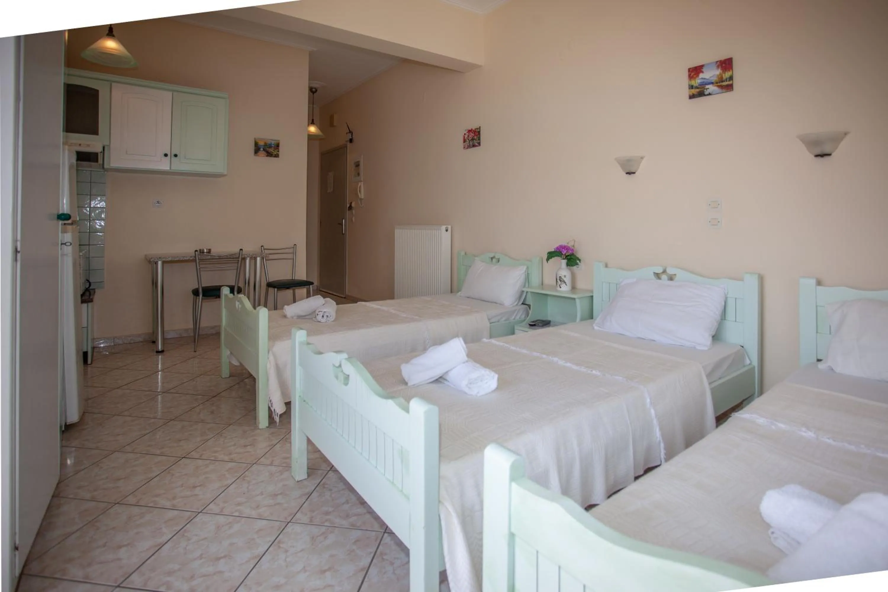 Bedroom, Bed in Eliza Apartments