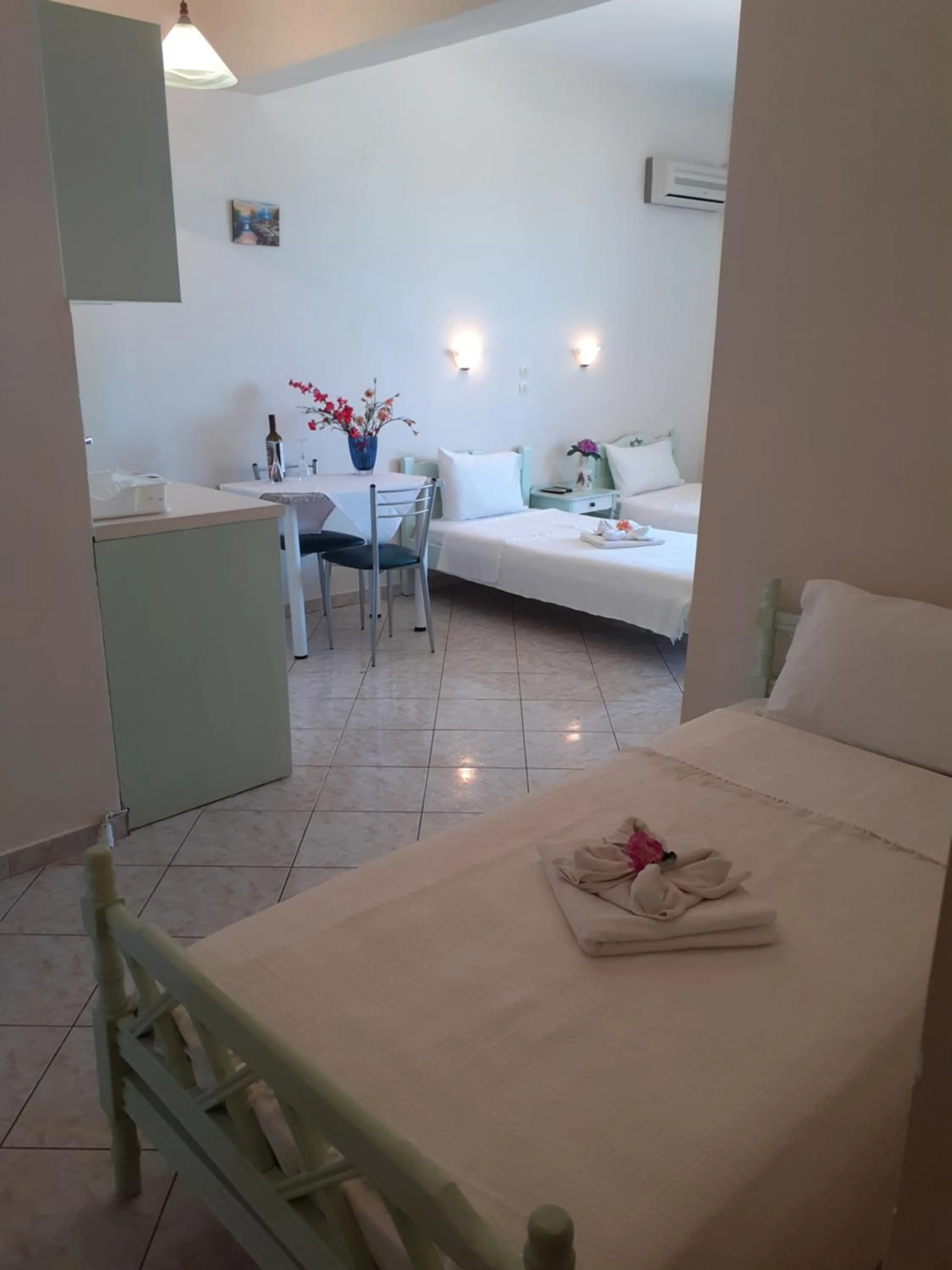Bed in Eliza Apartments