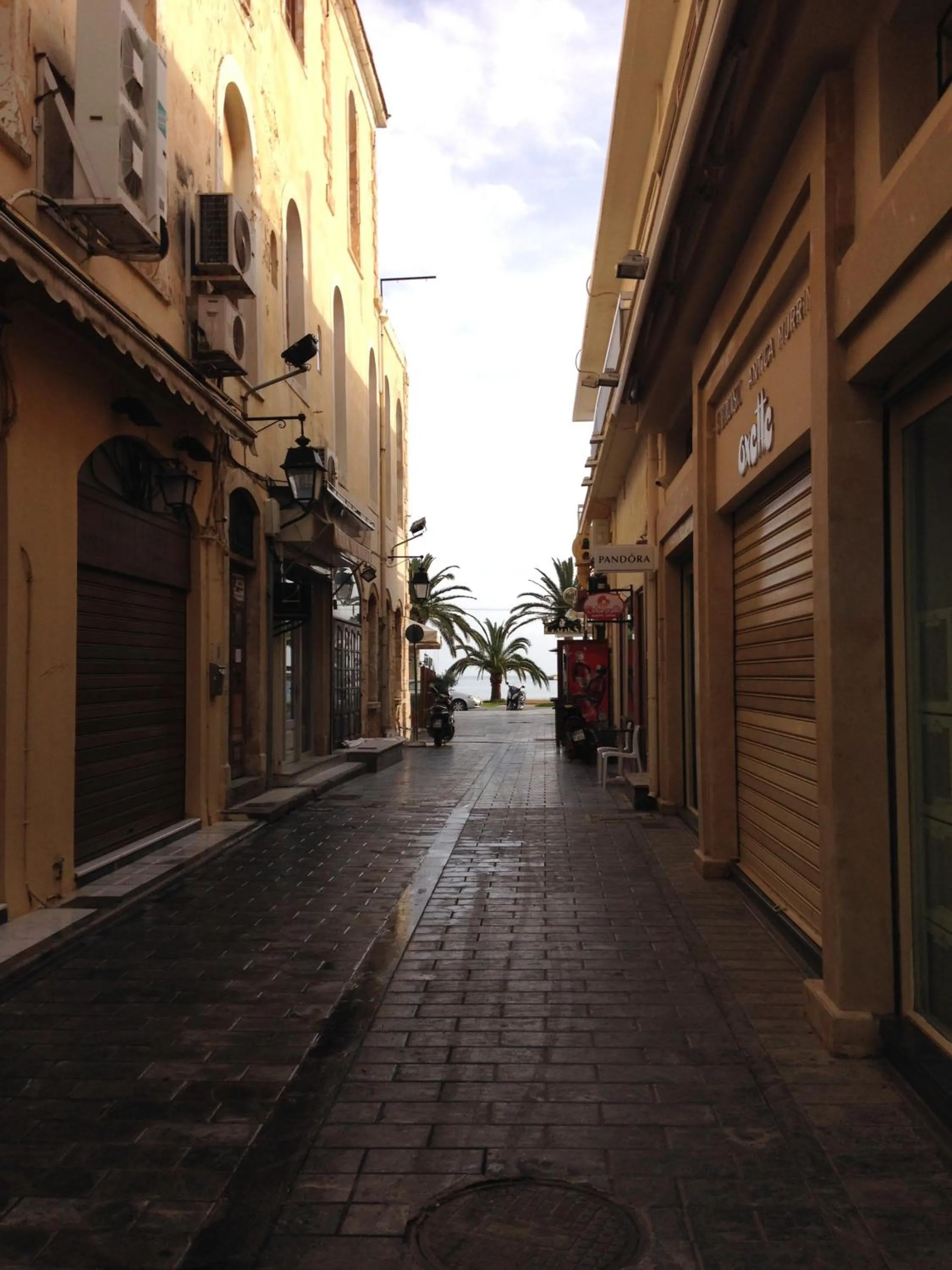 Area and facilities in Rethymno House
