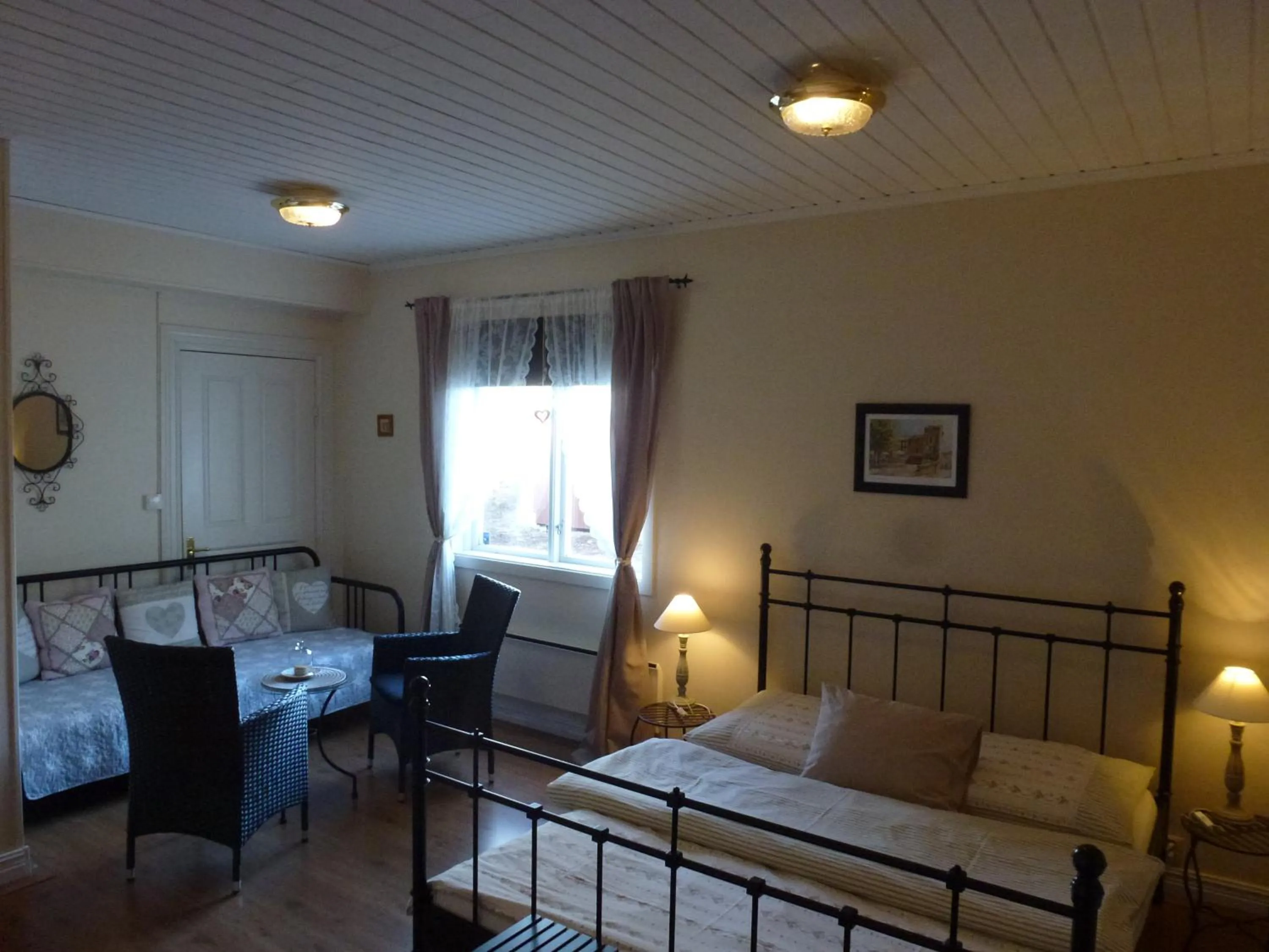 Photo of the whole room in Hotell Vita Hästen Hästveda