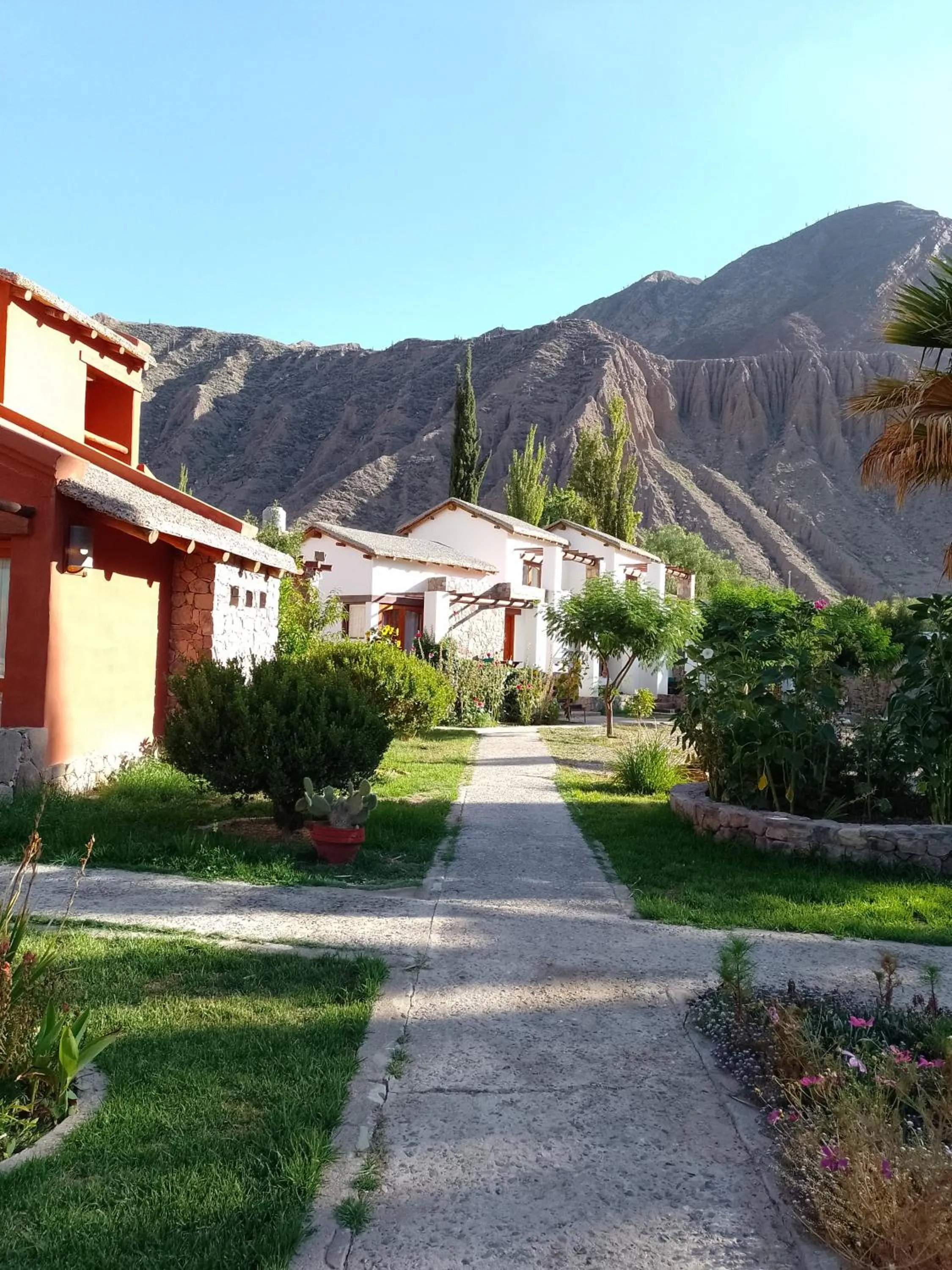 Property building in El Refugio de Coquena