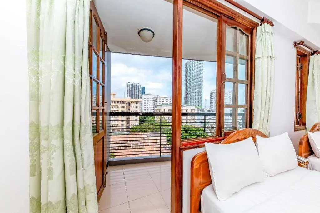 Bed in Minh Cat Hotel