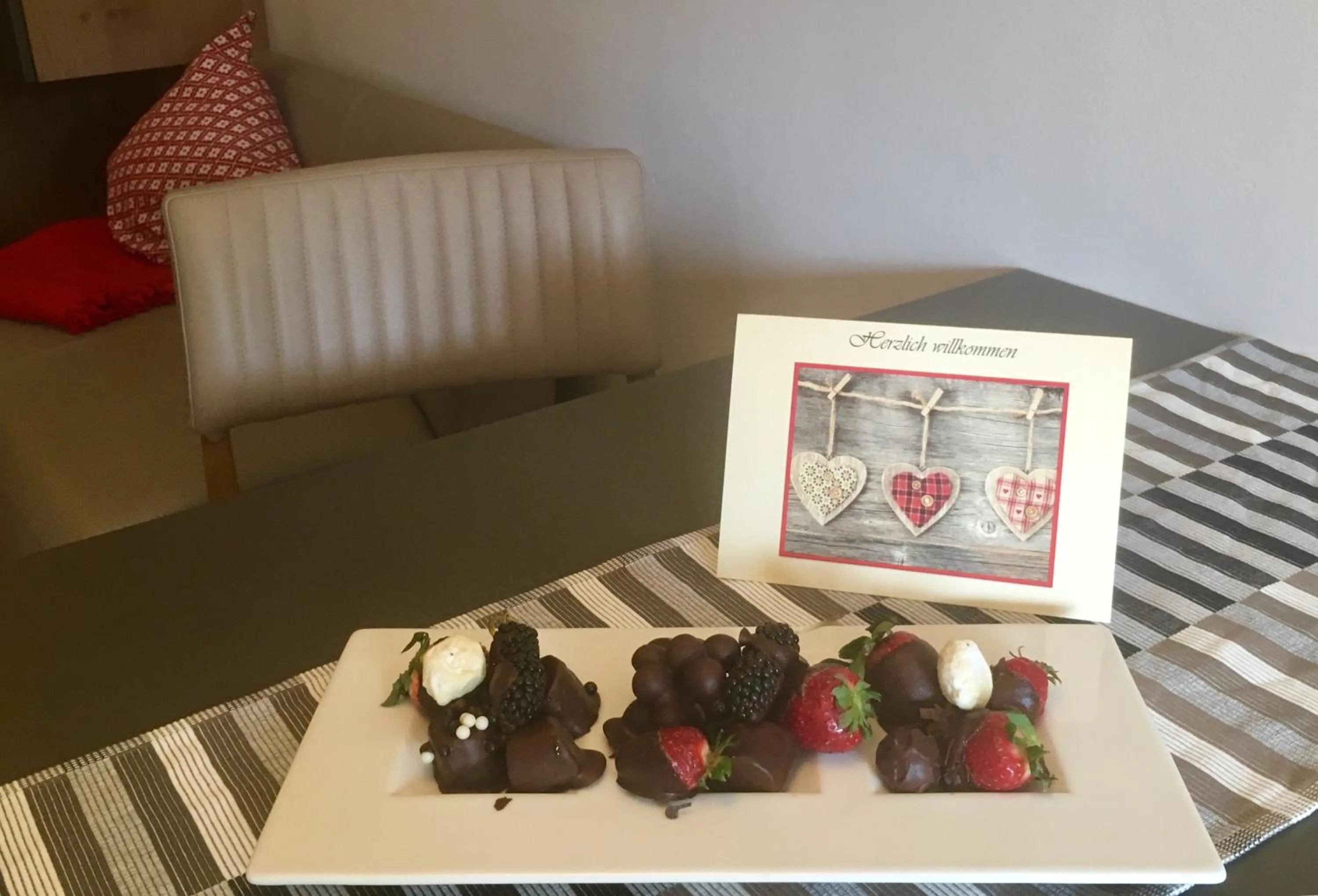 Photo of the whole room in Appartementhotel Sonnenhof