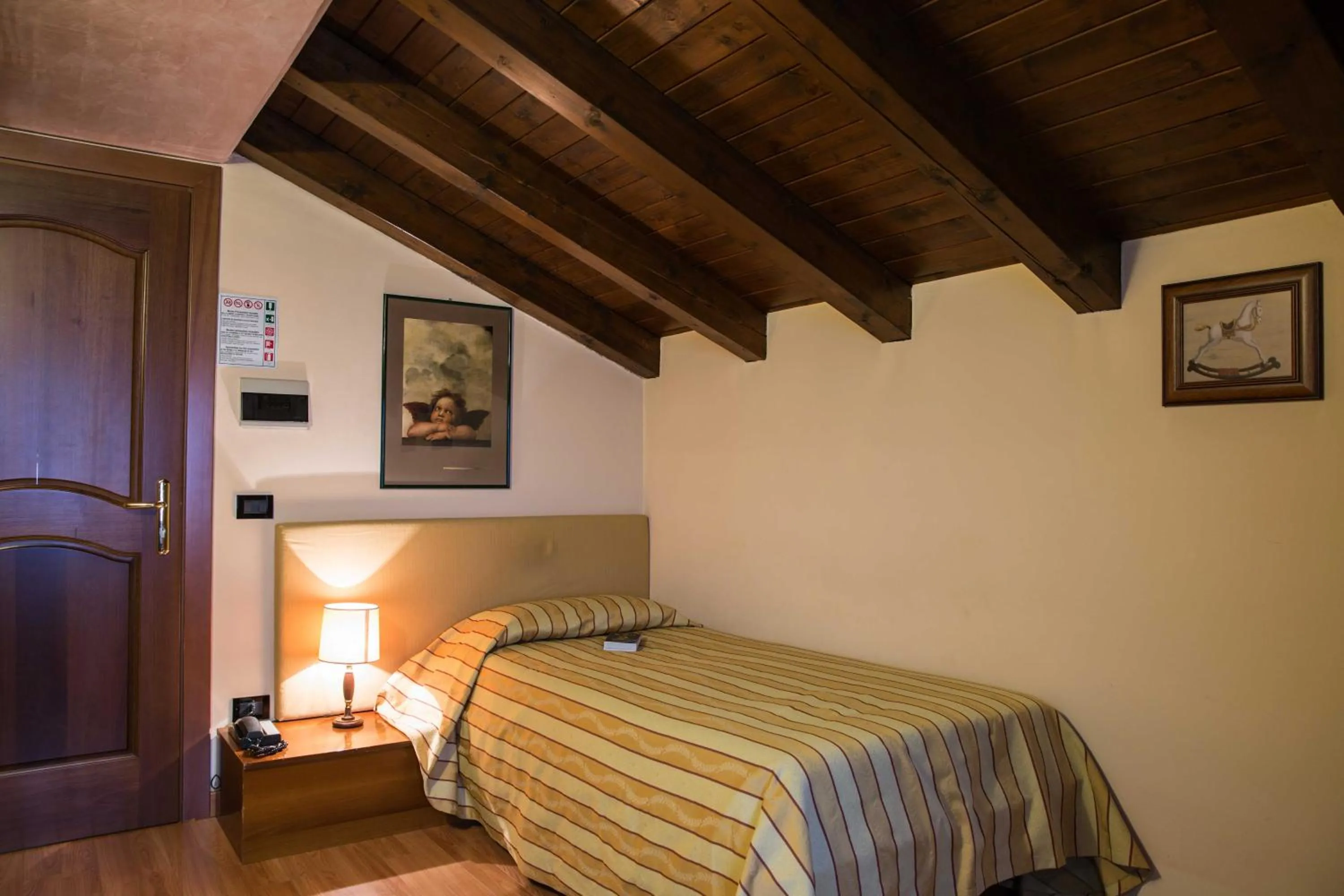 Bed in Hotel Villa Monica