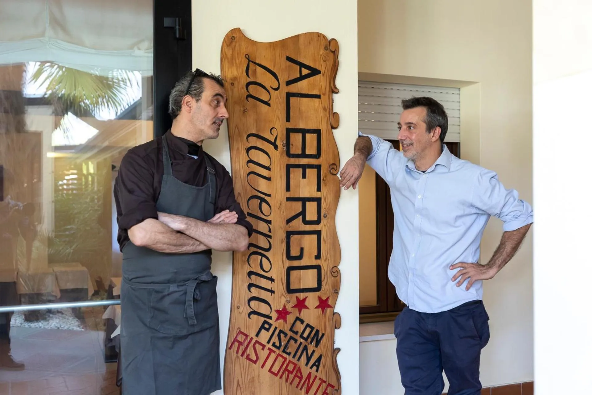People in La Tavernetta