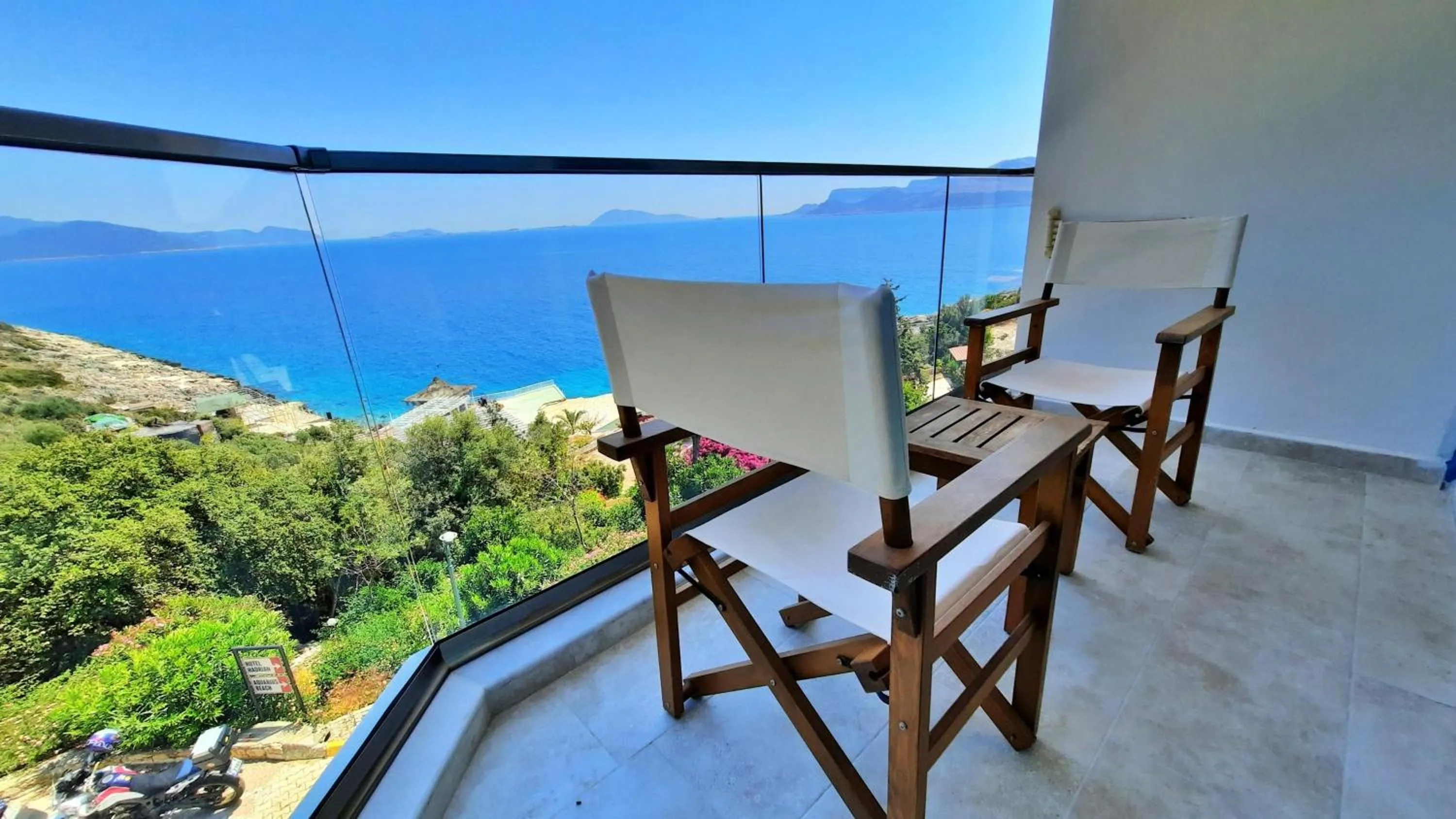 Photo of the whole room in Aquarius Hotel