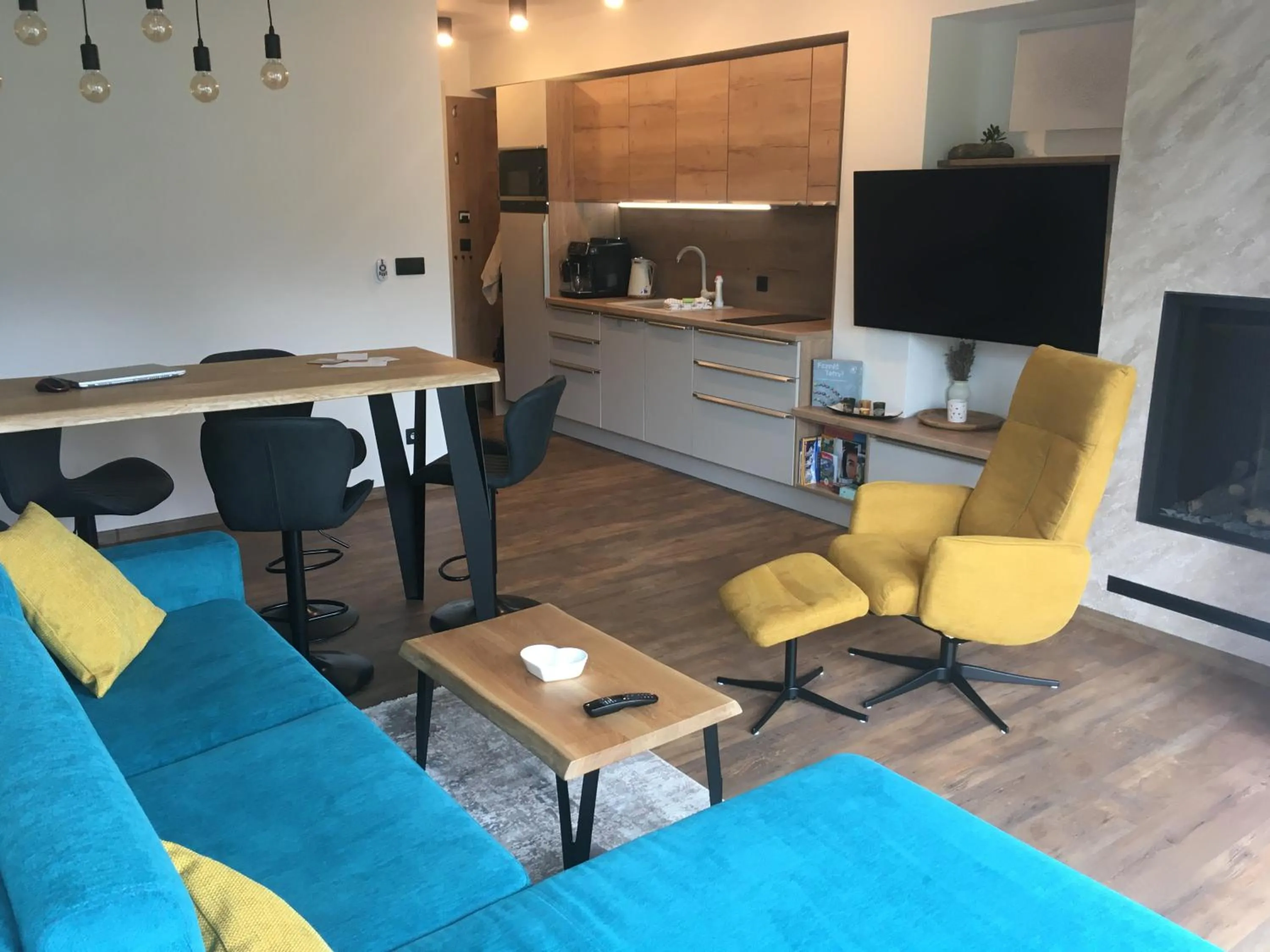 Communal lounge/ TV room in Apartmán s výhľadom na štíty Ovruč 312