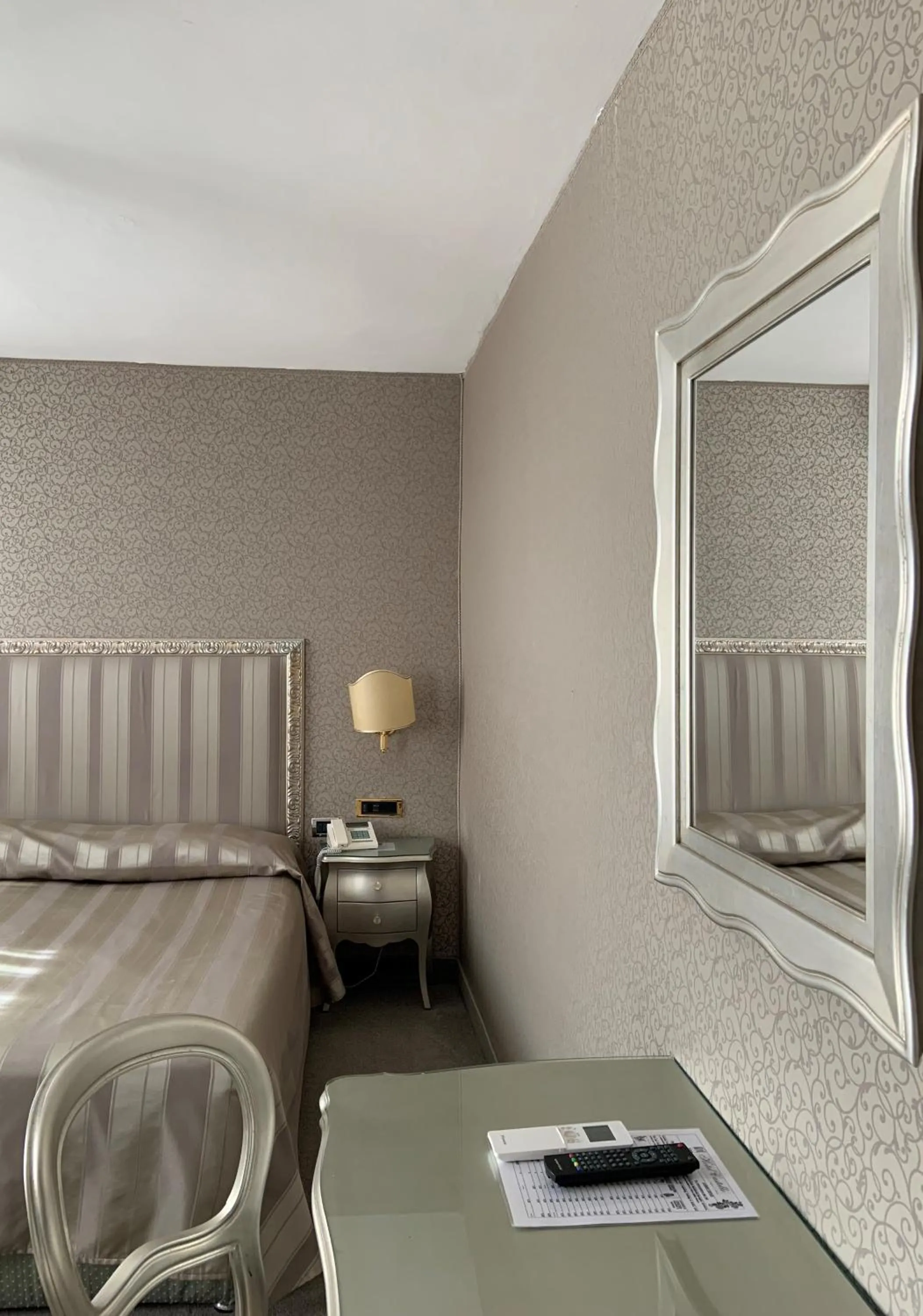 Bedroom, Bed in Hotel Castello