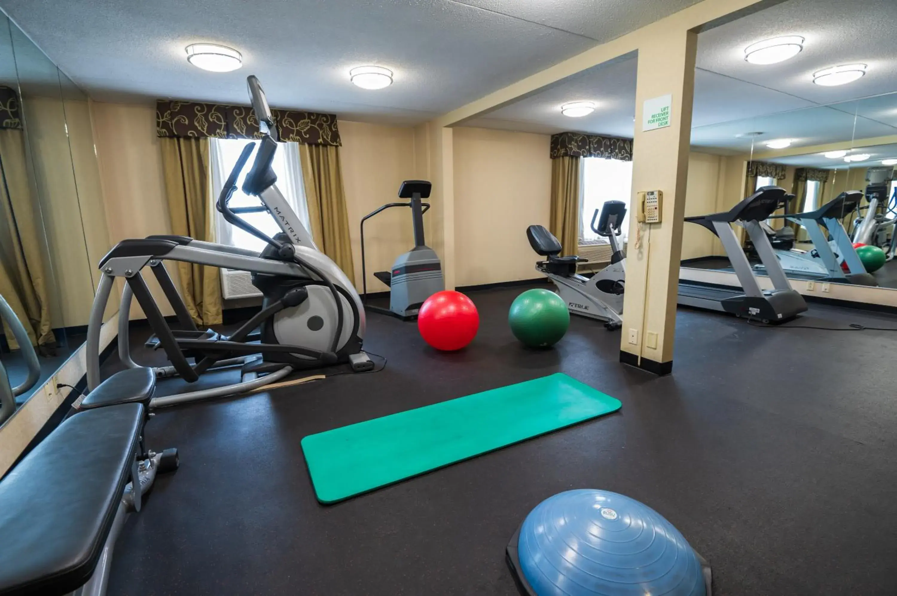 Quality Inn & Suites Downtown Mansfield Quality Inn & Suites Downtown Mansfield