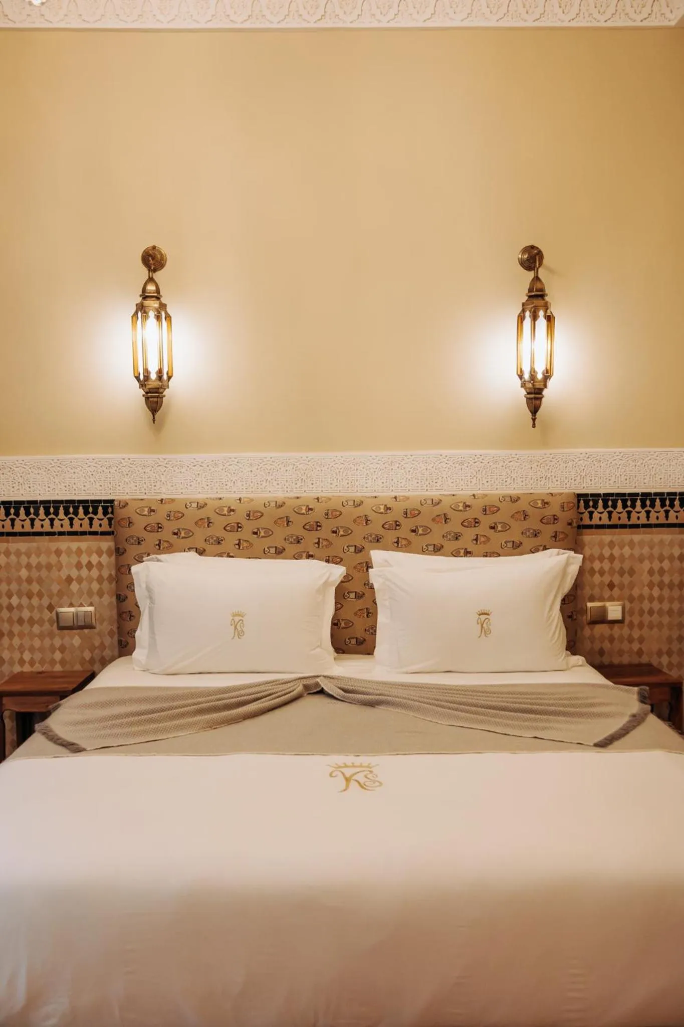 Bed in Riad Ksar Al Amal & Spa