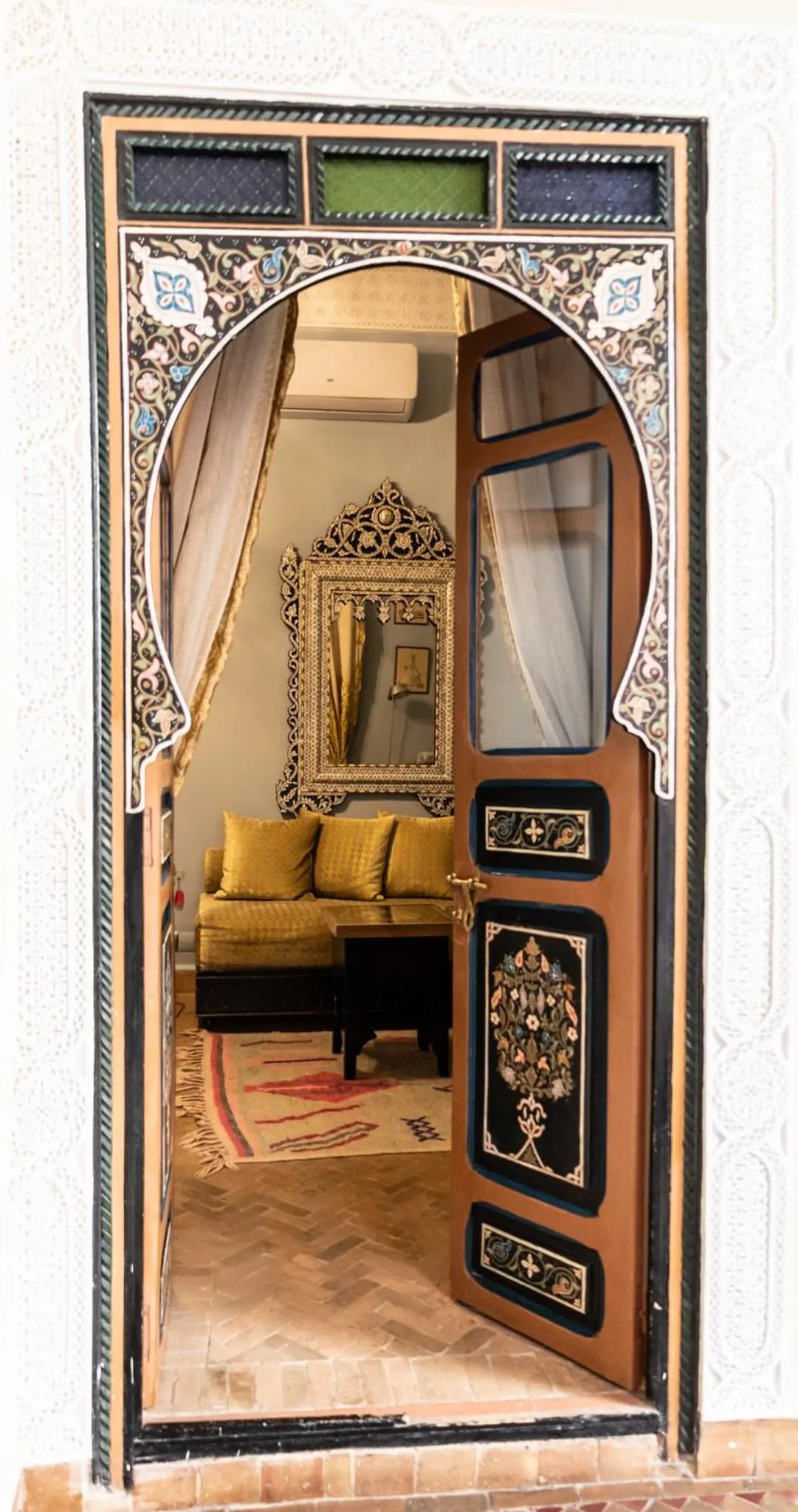 Bedroom in Riad Ksar Al Amal & Spa