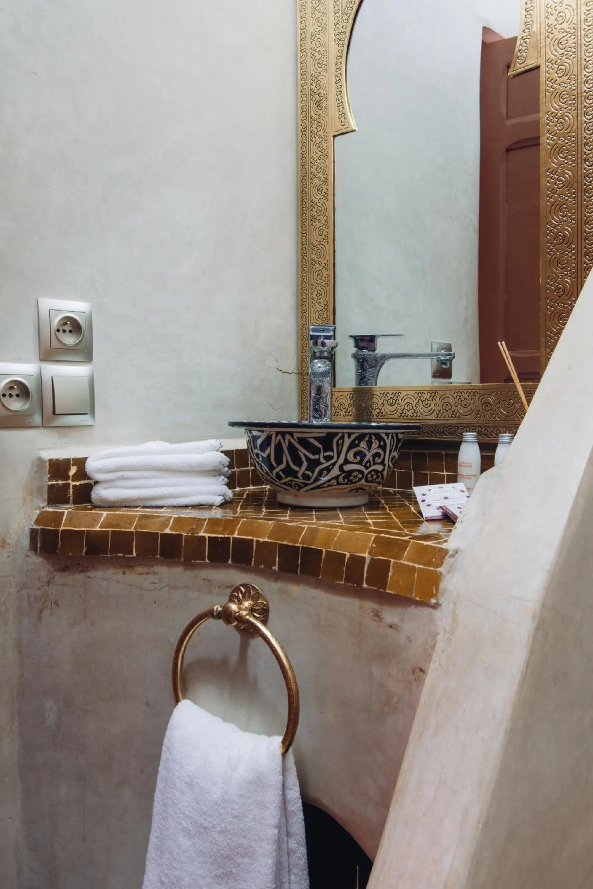 Bathroom in Riad Ksar Al Amal & Spa
