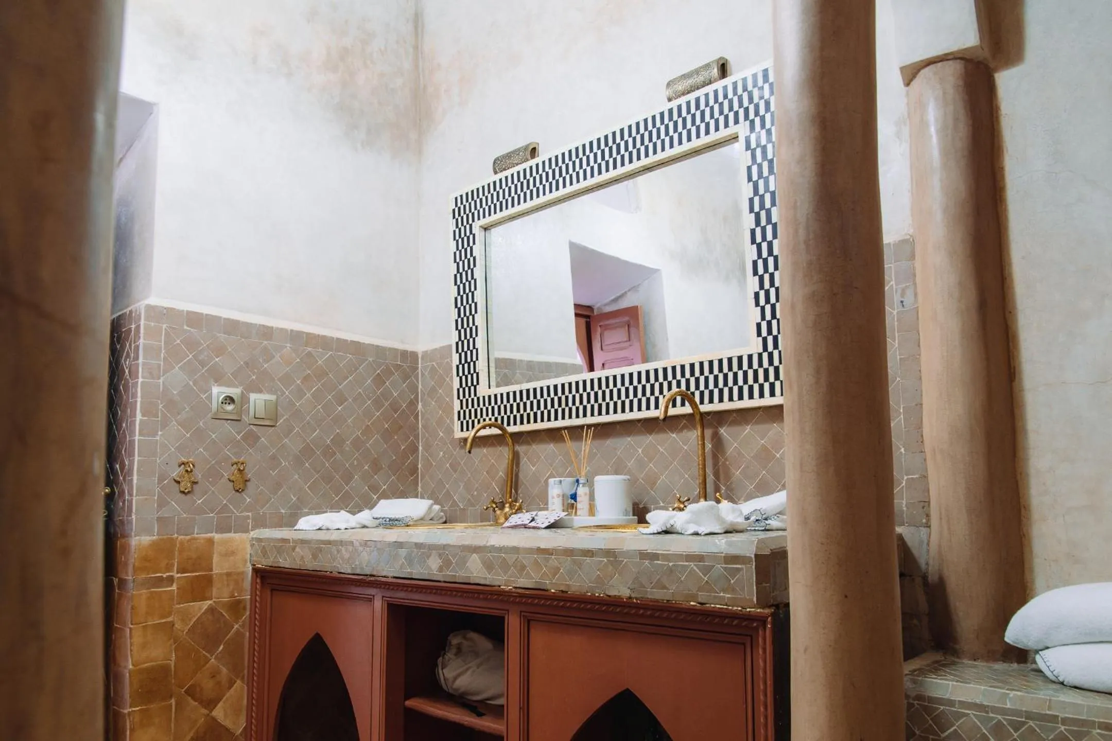 Bathroom in Riad Ksar Al Amal & Spa
