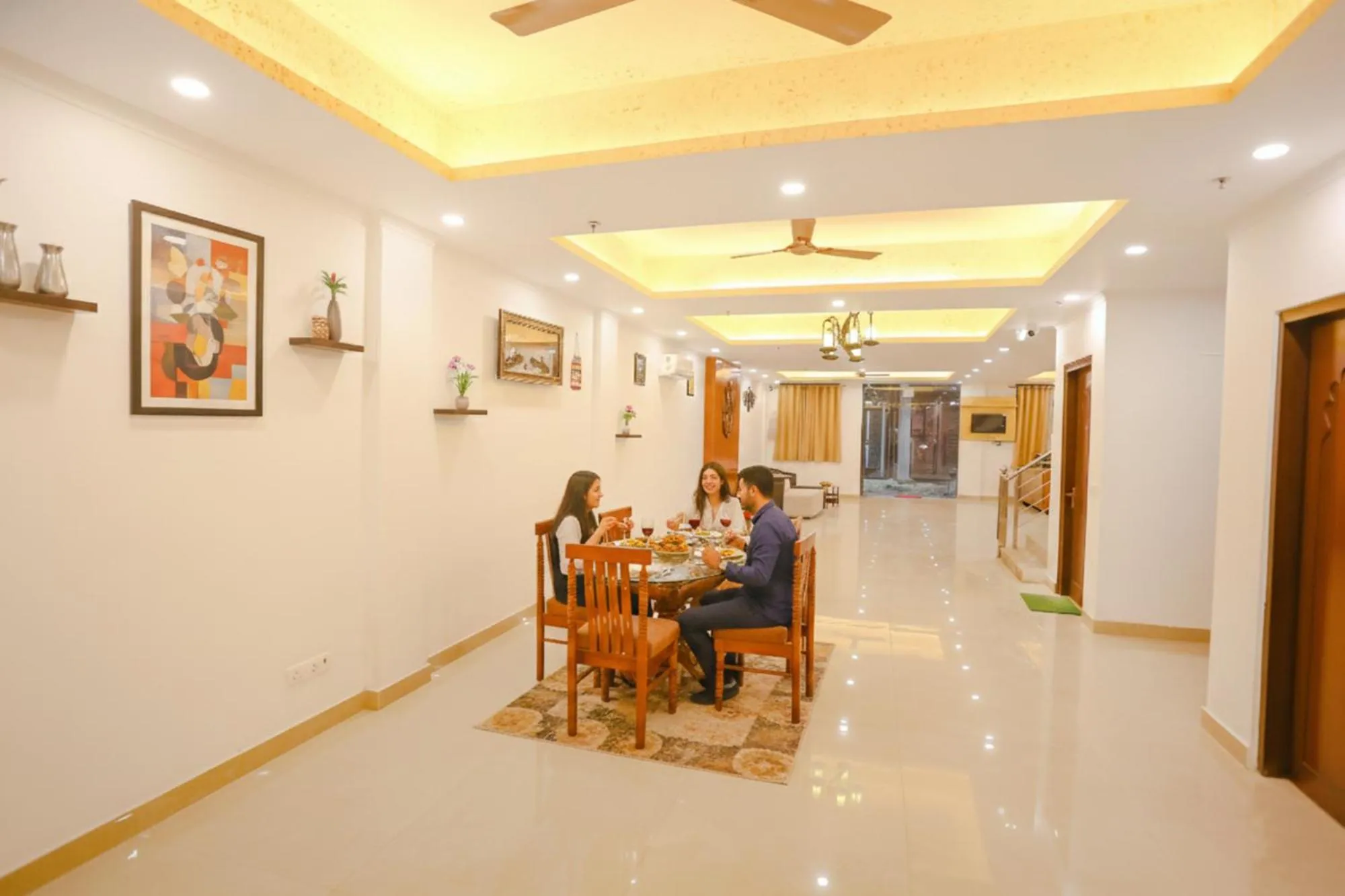 Dining area in FabExpress Taj Residency - Nr Yashobhoomi Convention Centre