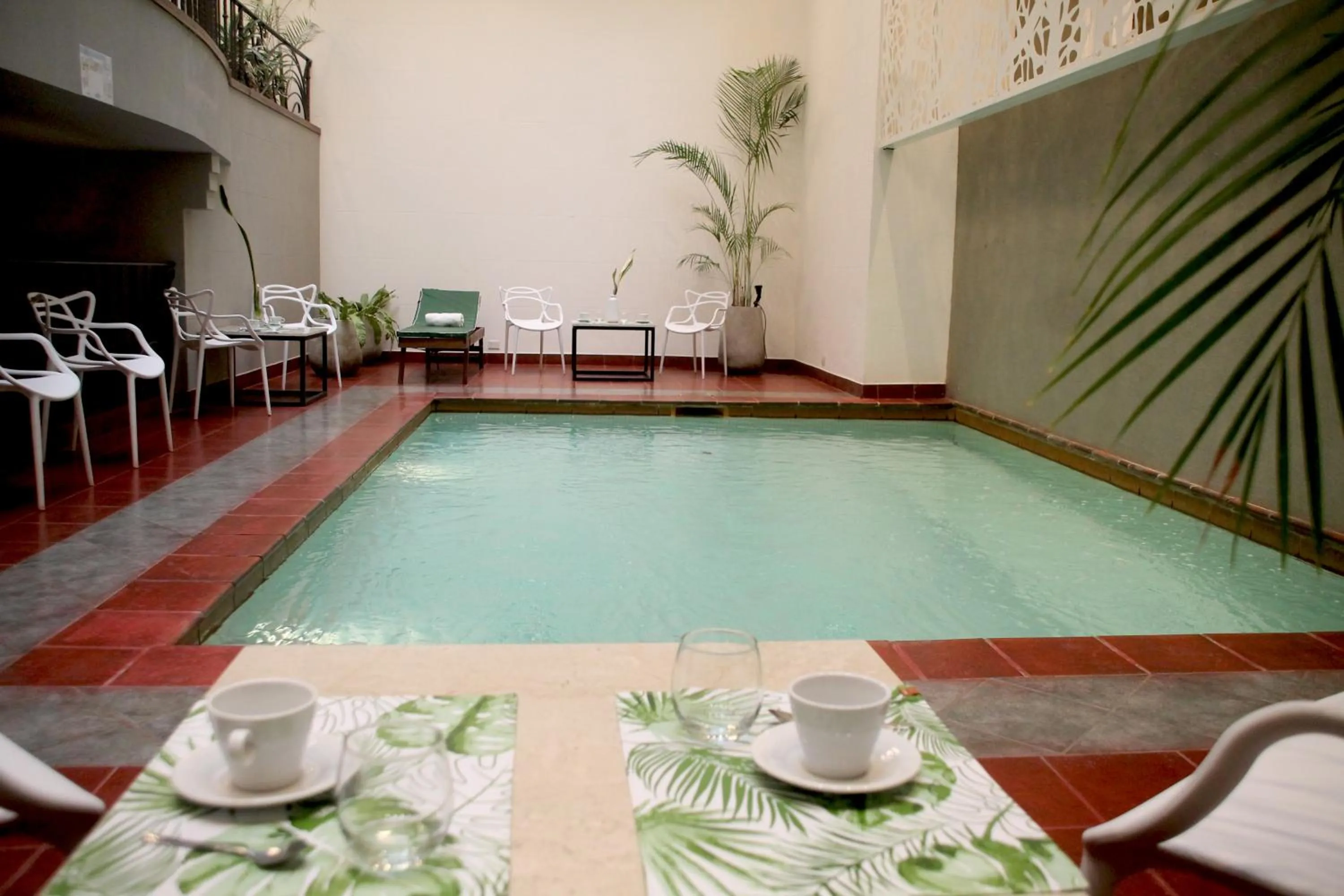Swimming pool in Gardi Hotel & Suites