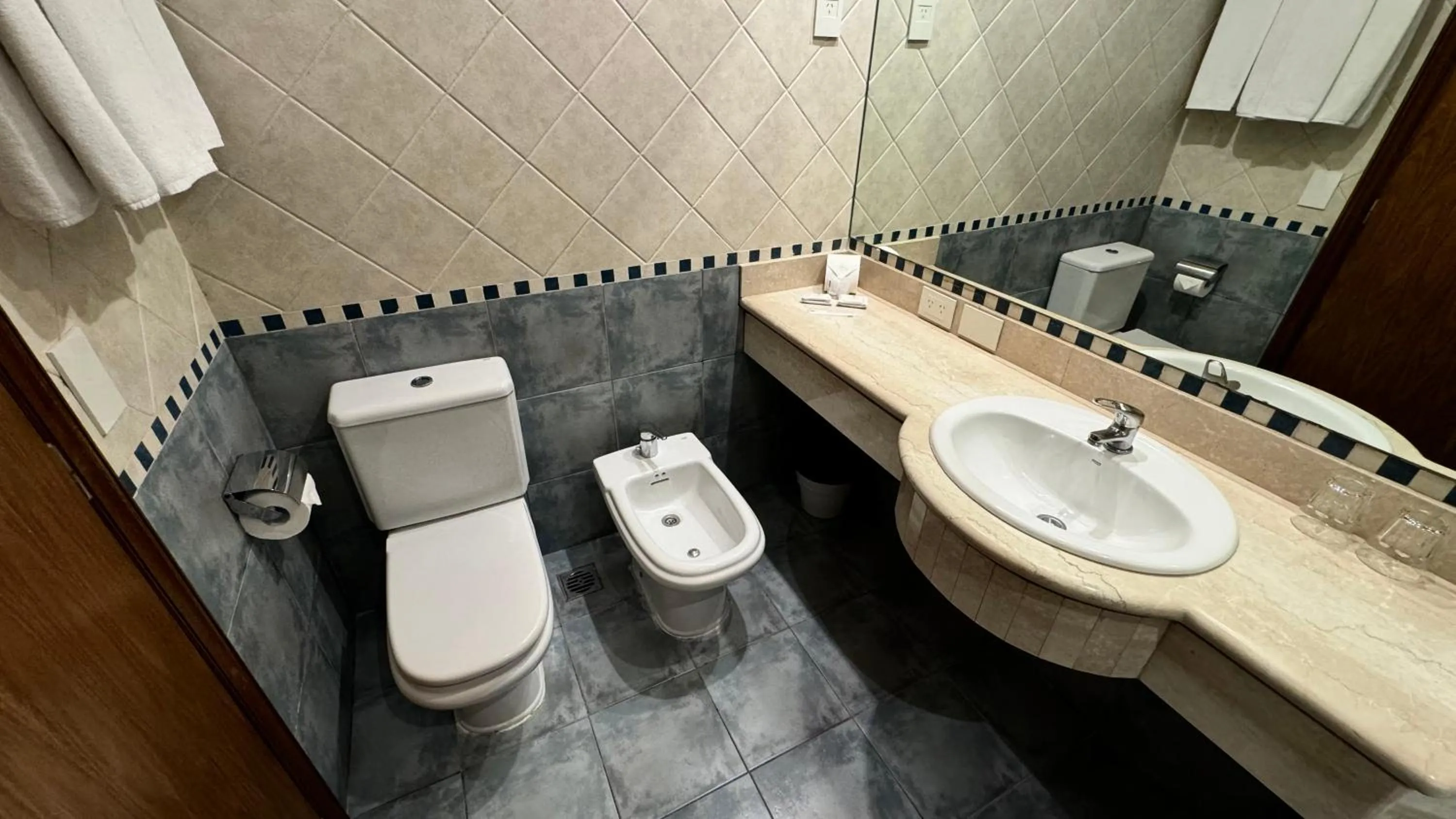 Bathroom in Gardi Hotel & Suites