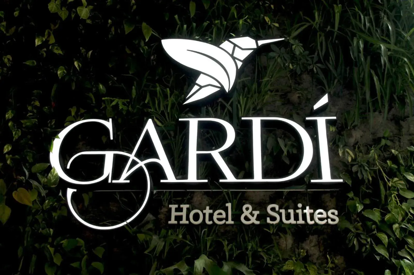 Facade/entrance in Gardi Hotel & Suites Facade/entrance in Gardi Hotel & Suites
