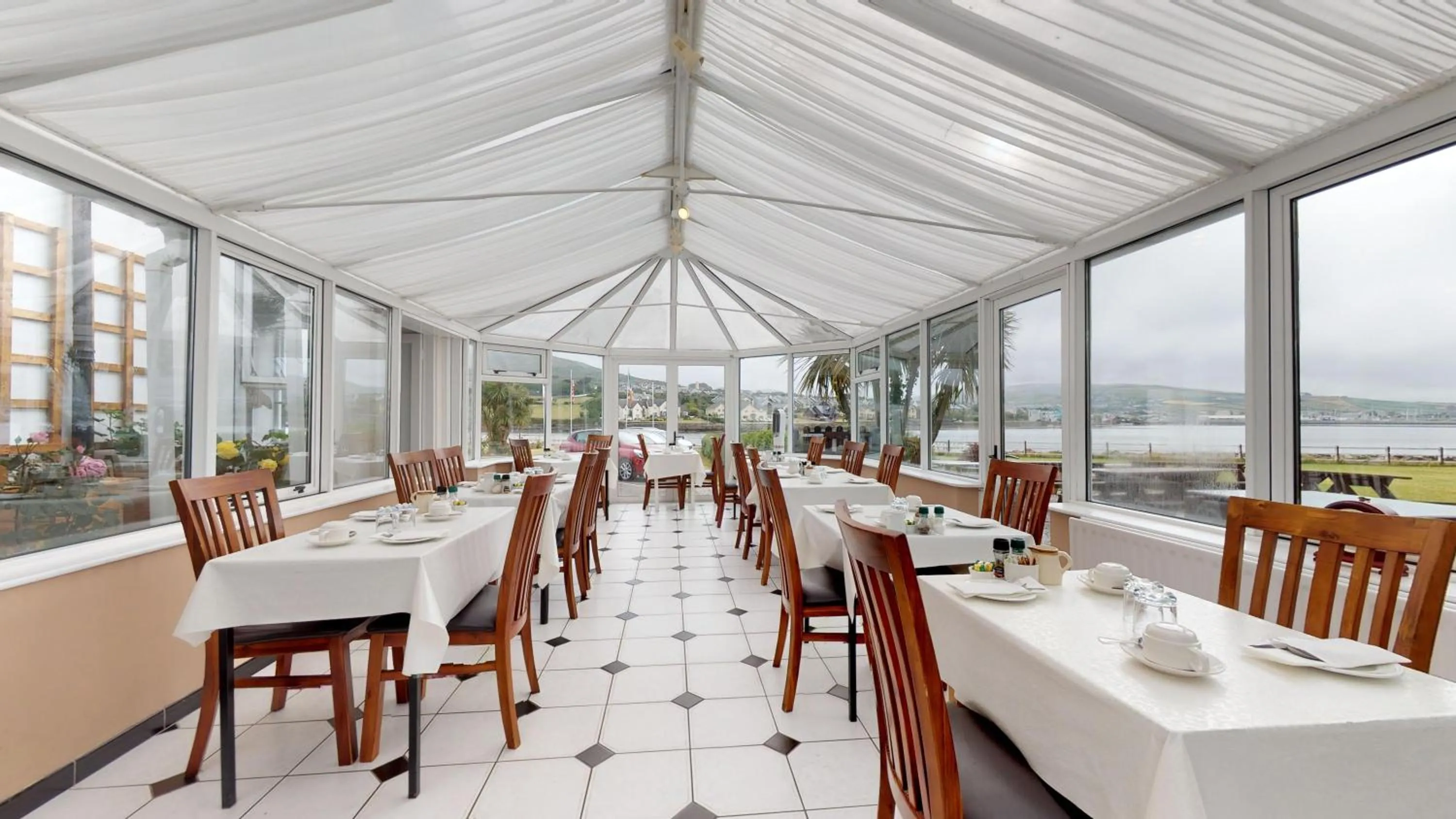 Dining area in Milltown House Dingle