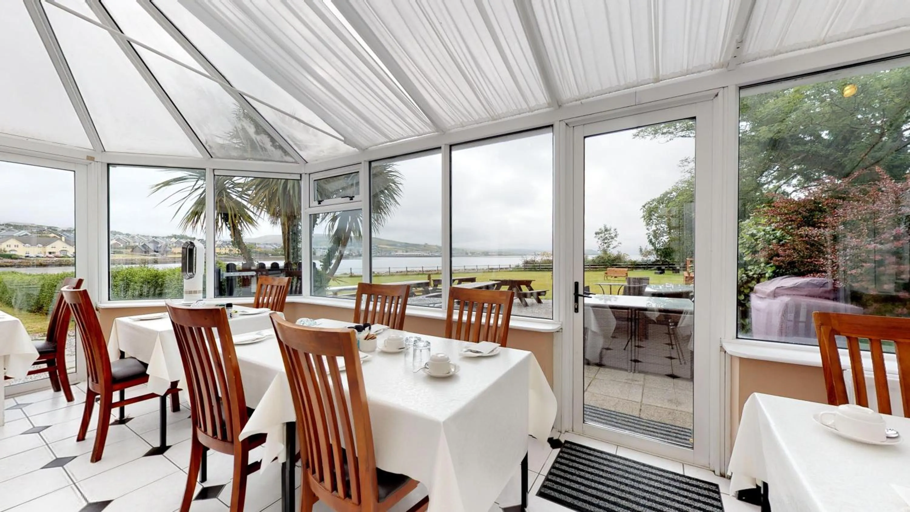 Dining area in Milltown House Dingle