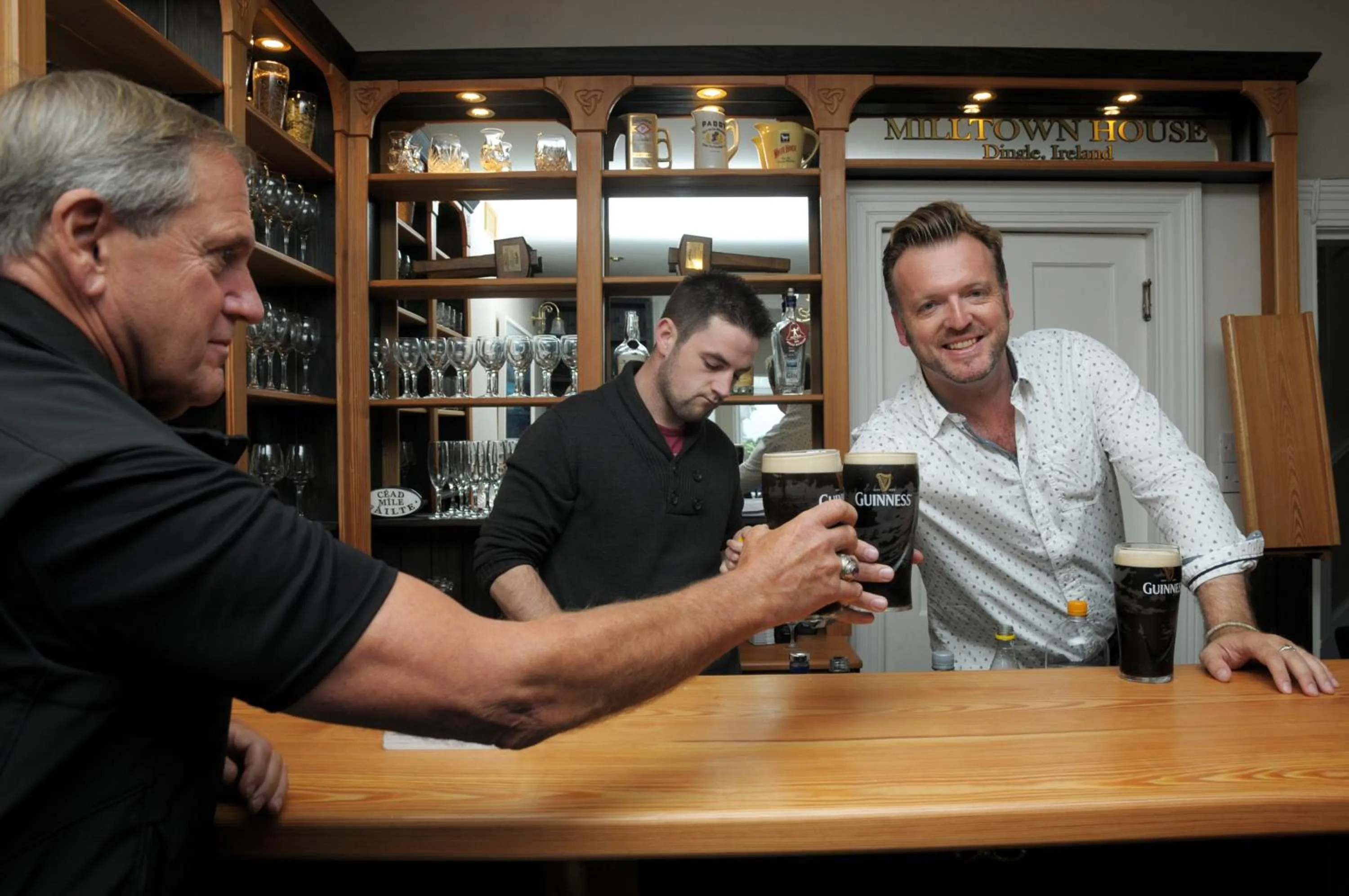 Lounge or bar in Milltown House Dingle