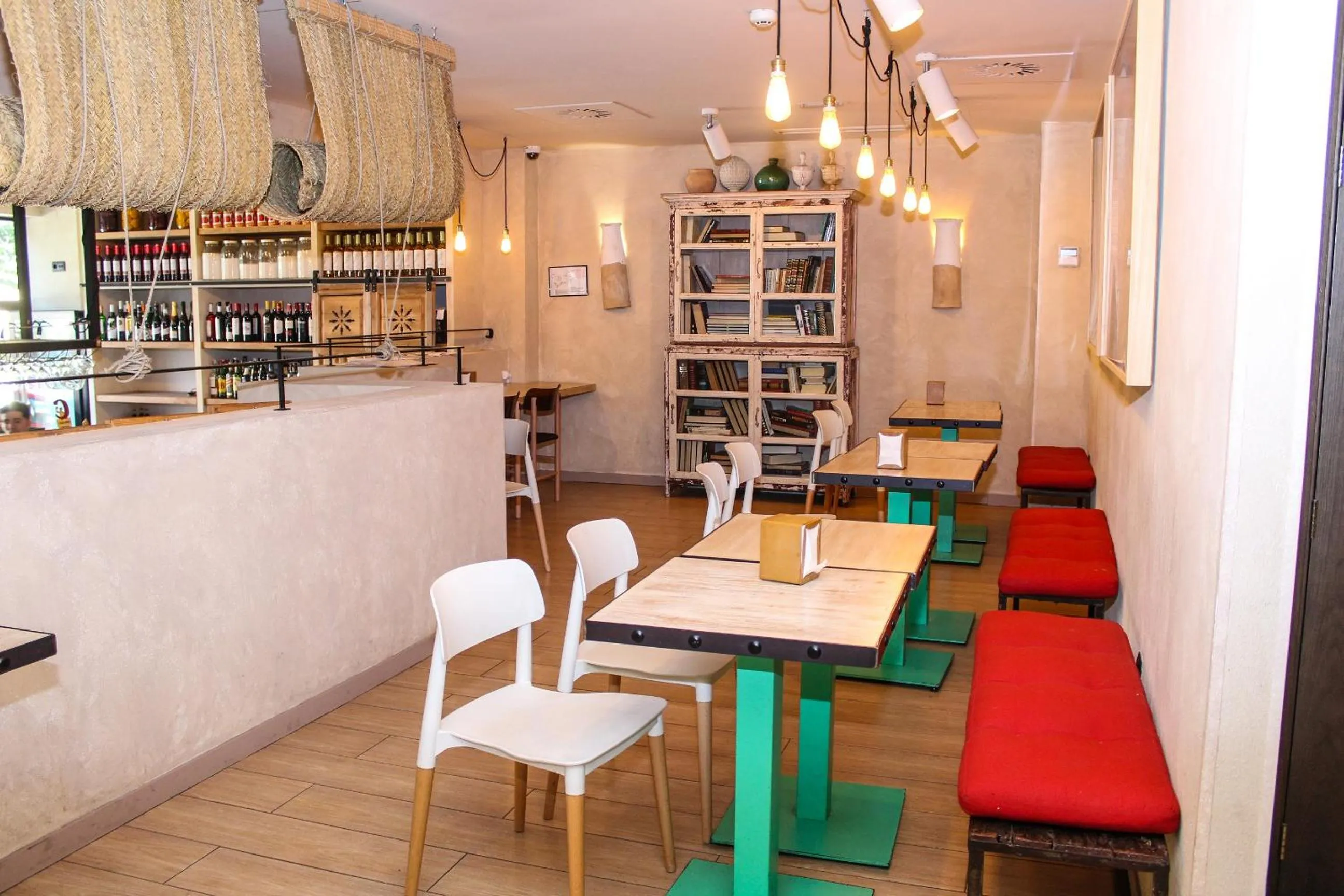 Restaurant/places to eat in Toc Hostel Sevilla