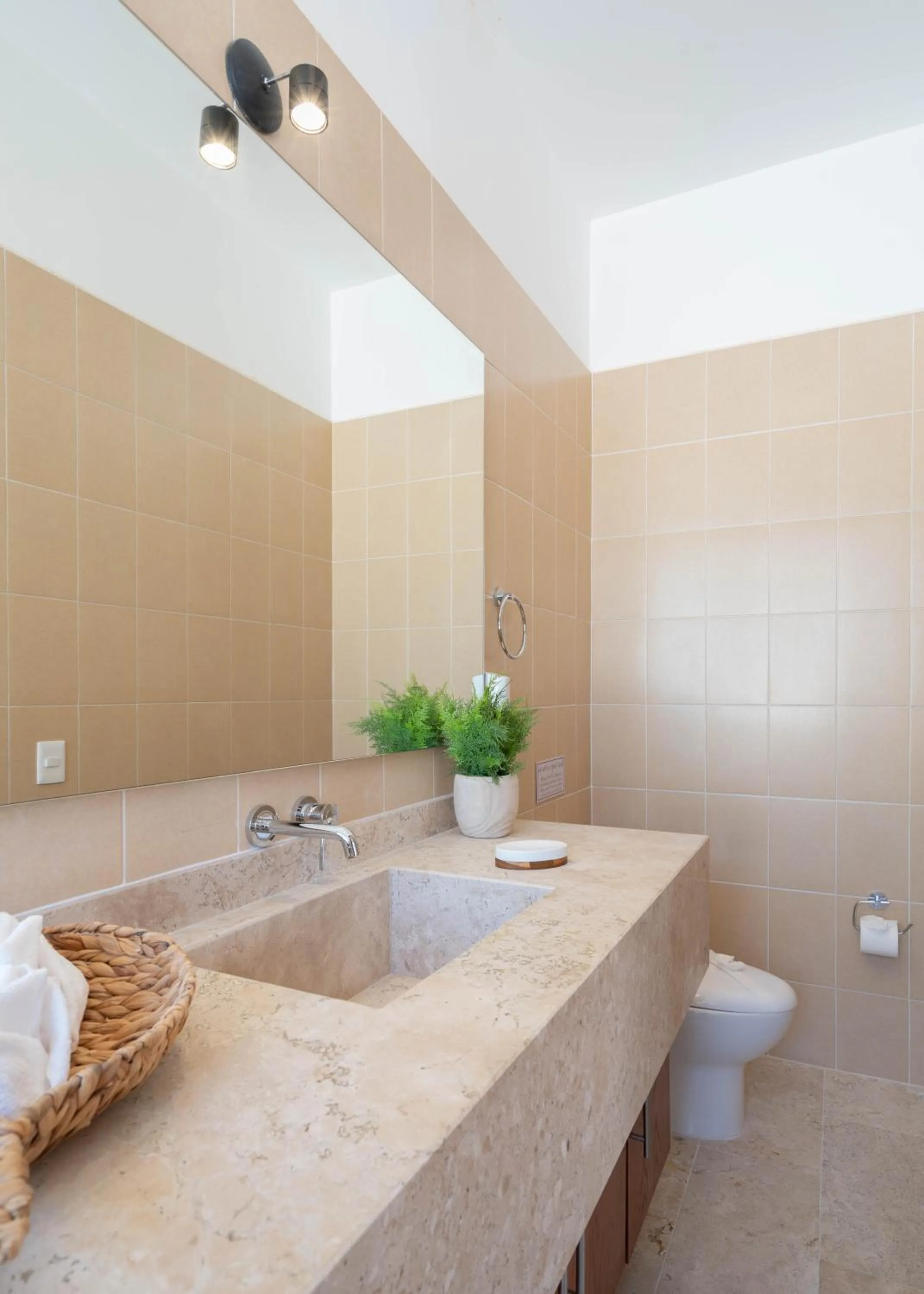 Bathroom in Tulum Cozy 3 Bedrooms Townhome-Centrally Located-Gated-WIFI