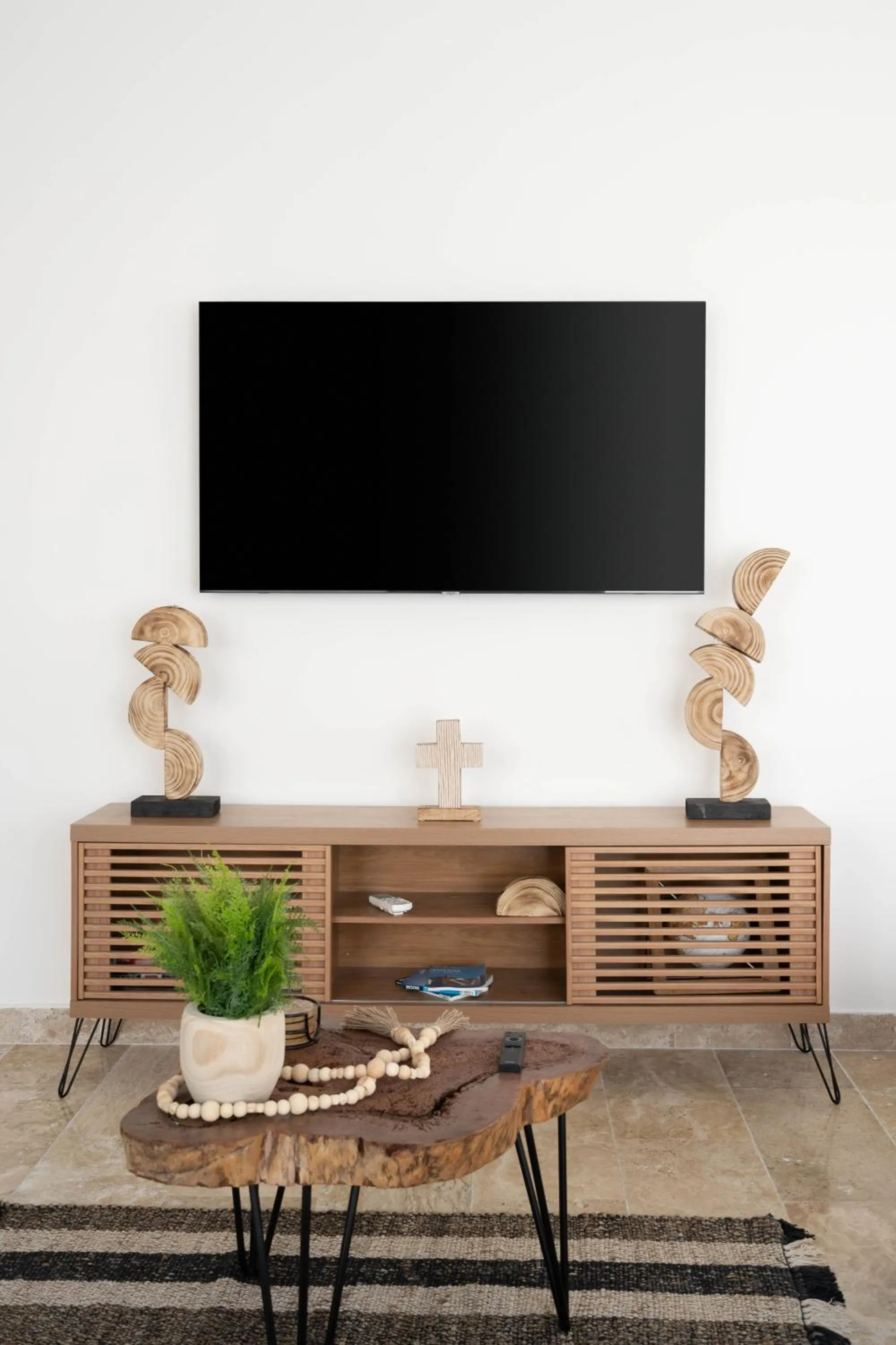 Communal lounge/ TV room in Tulum Cozy 3 Bedrooms Townhome-Centrally Located-Gated-WIFI