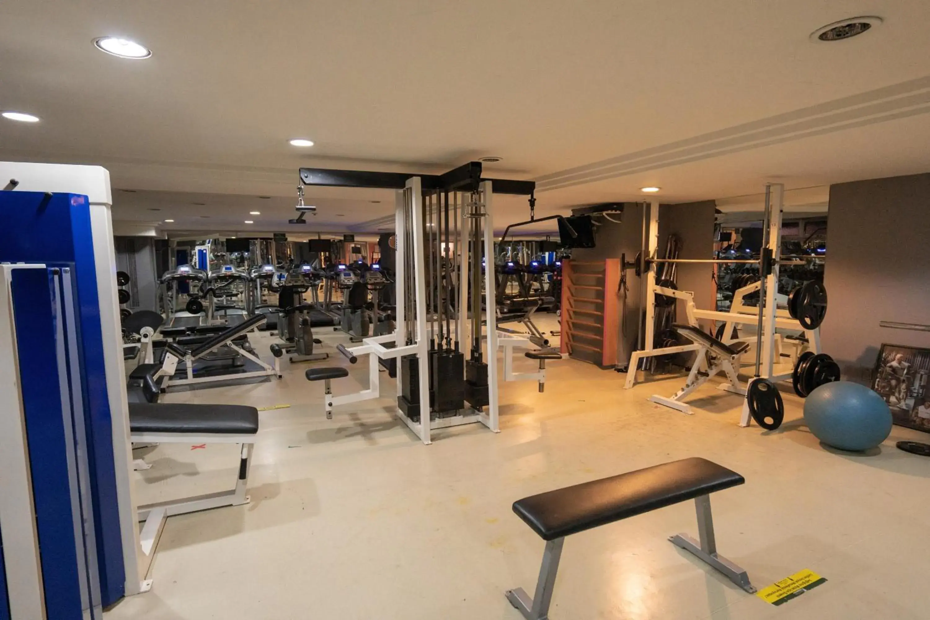 Fitness centre/facilities in The Green Park Bostancı Fitness centre/facilities in The Green Park Bostancı
