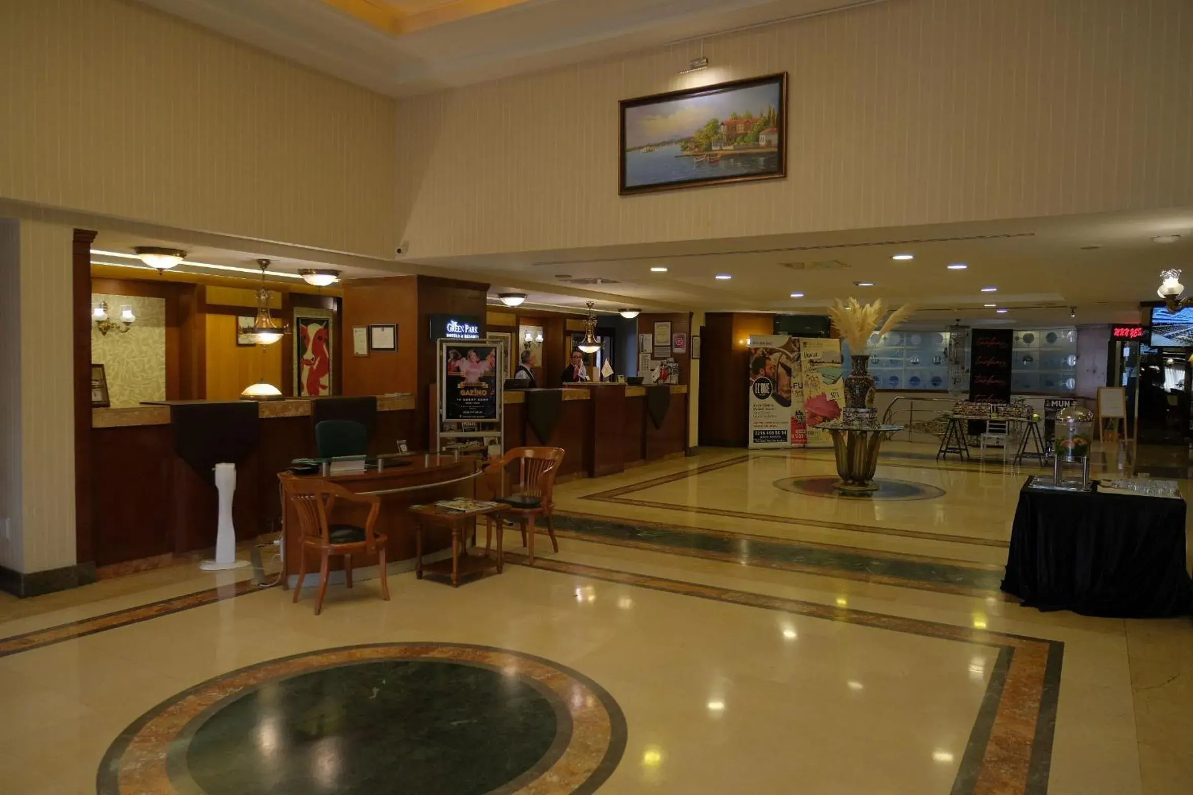 Lobby or reception in The Green Park Bostancı Lobby or reception in The Green Park Bostancı