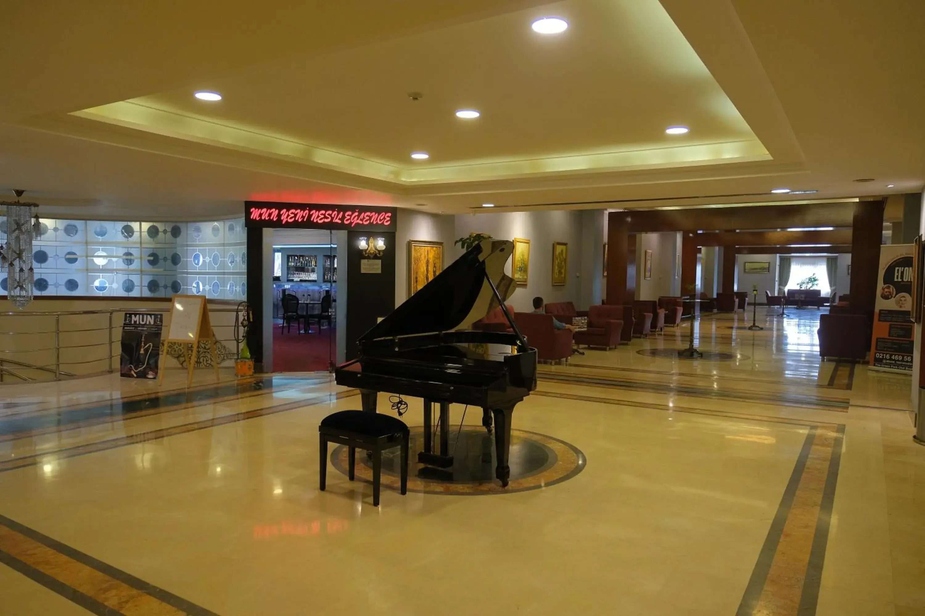 Lobby or reception in The Green Park Bostancı Lobby or reception in The Green Park Bostancı