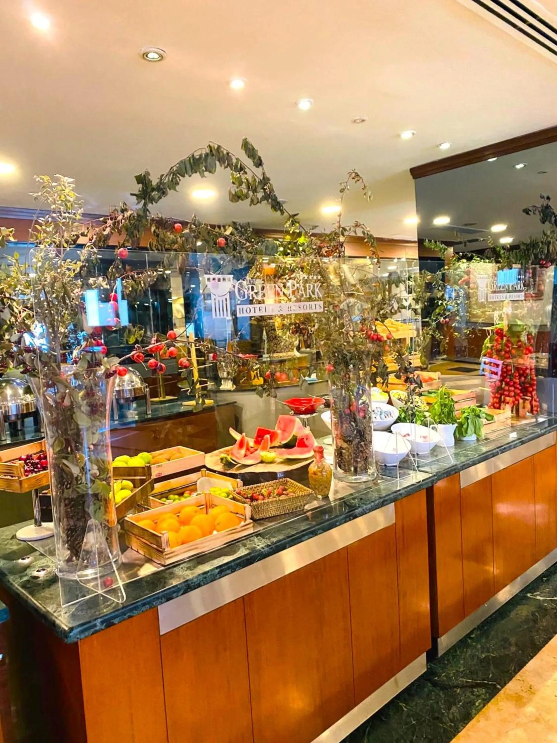 Food and drinks in The Green Park Bostancı