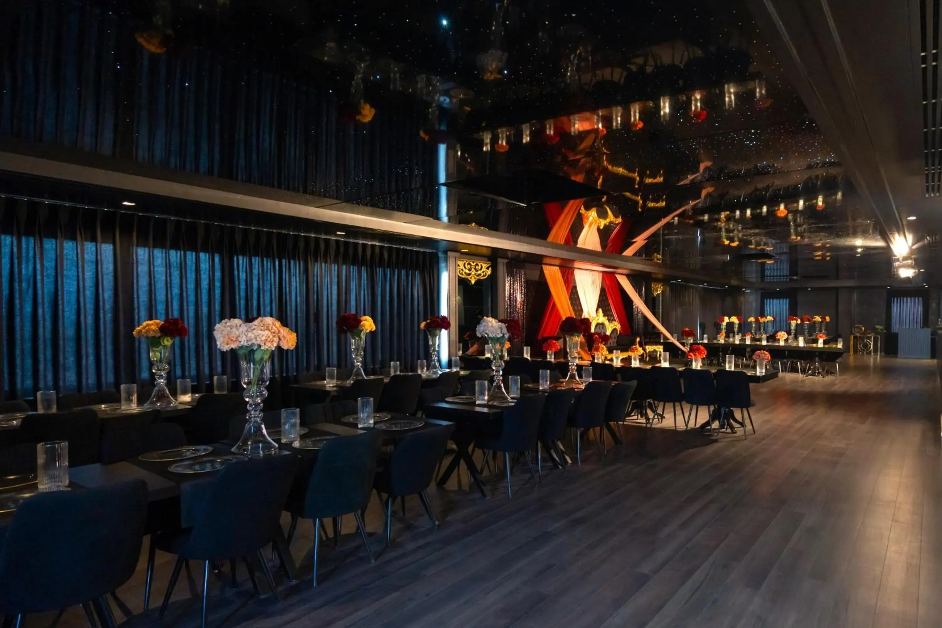 Lounge or bar in The Green Park Bostancı Lounge or bar in The Green Park Bostancı