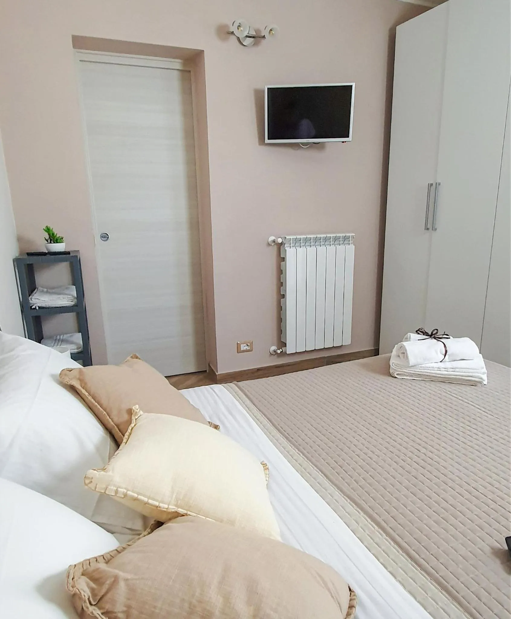 TV and multimedia, Bed in B&B L'Arenaria