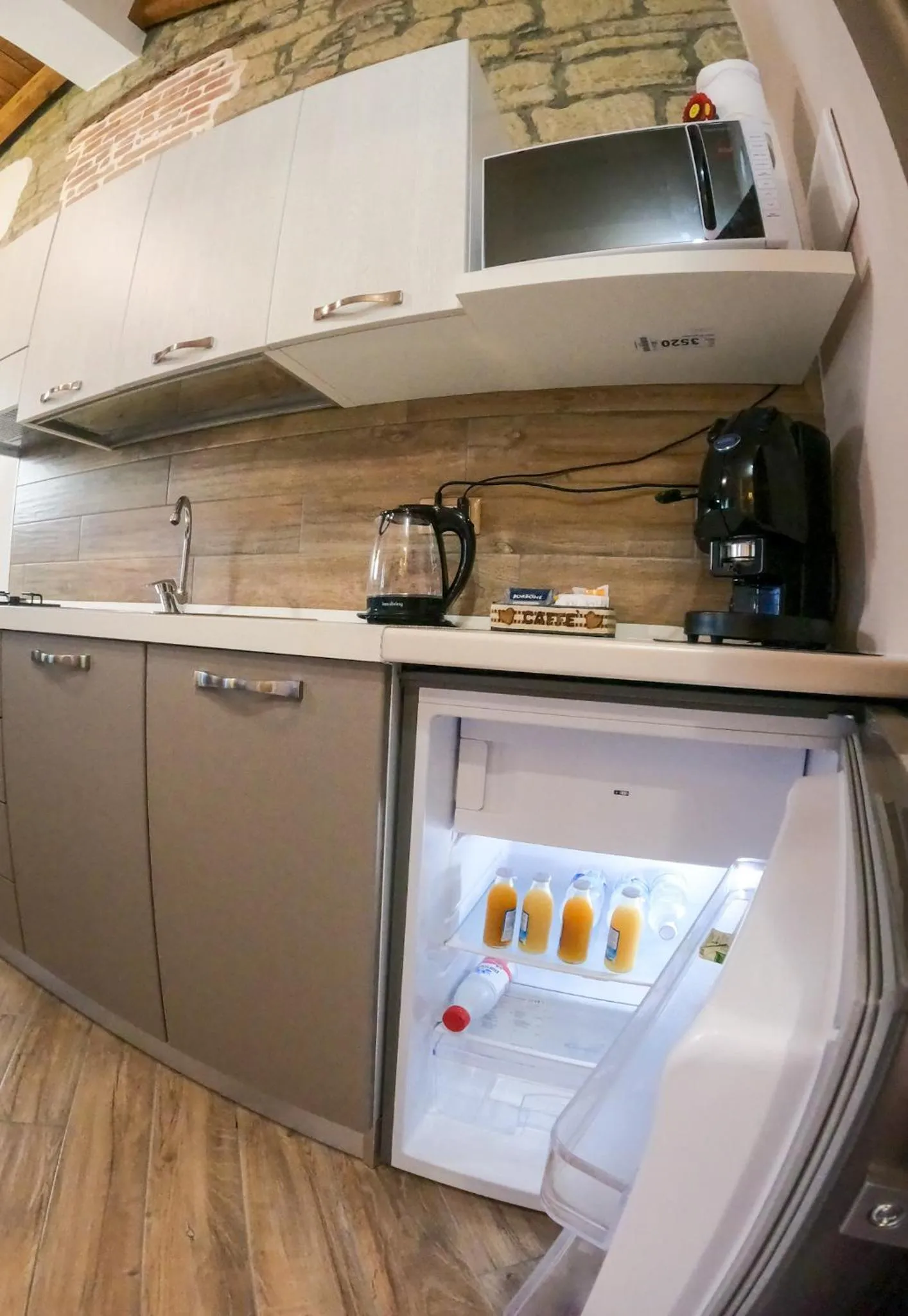 Coffee/tea facilities in B&B L'Arenaria