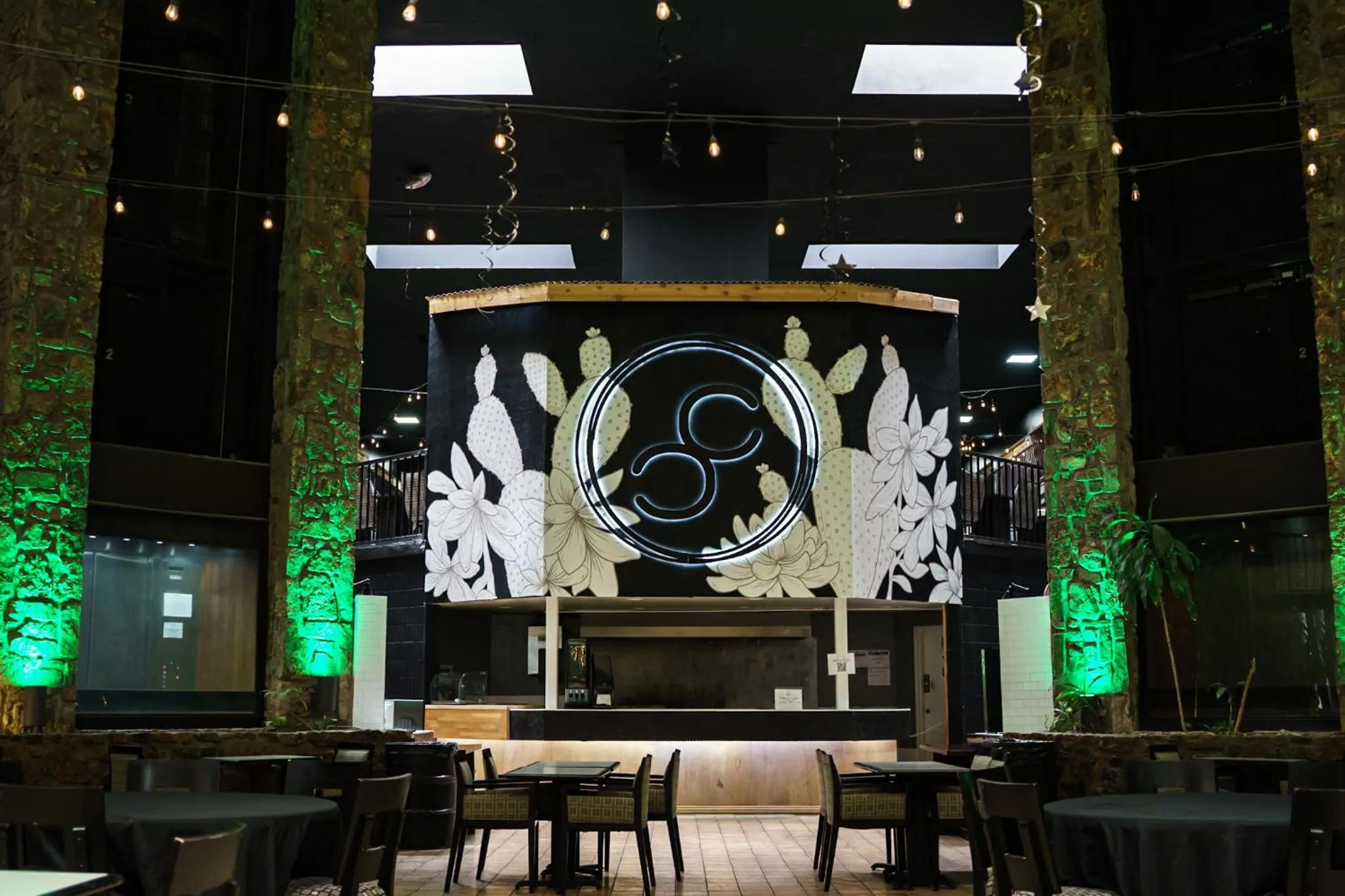 Cactus Cove Inn and Suites