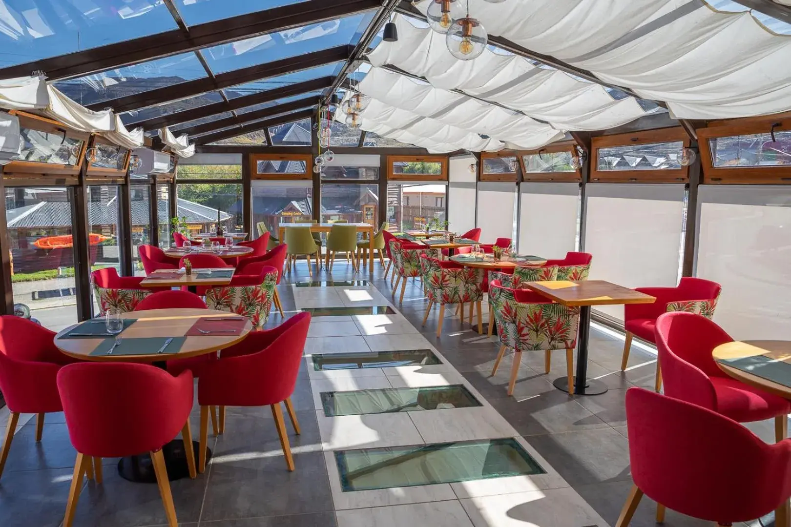 Restaurant/places to eat in Chalten Suites Hotel Restaurant/places to eat in Chalten Suites Hotel